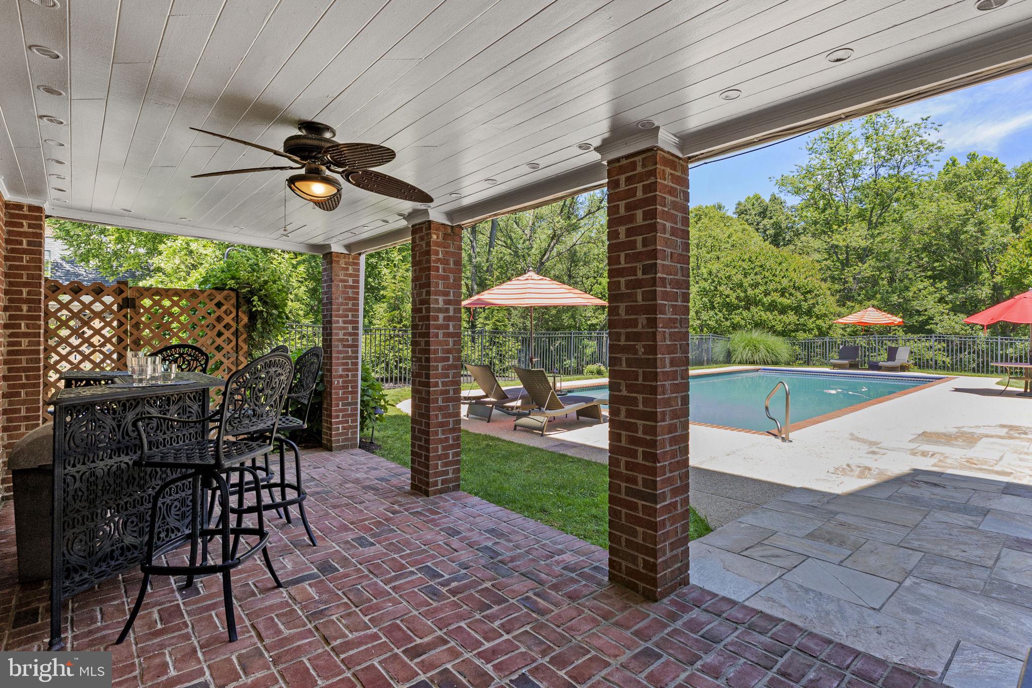 13525 Haddonfield Ln