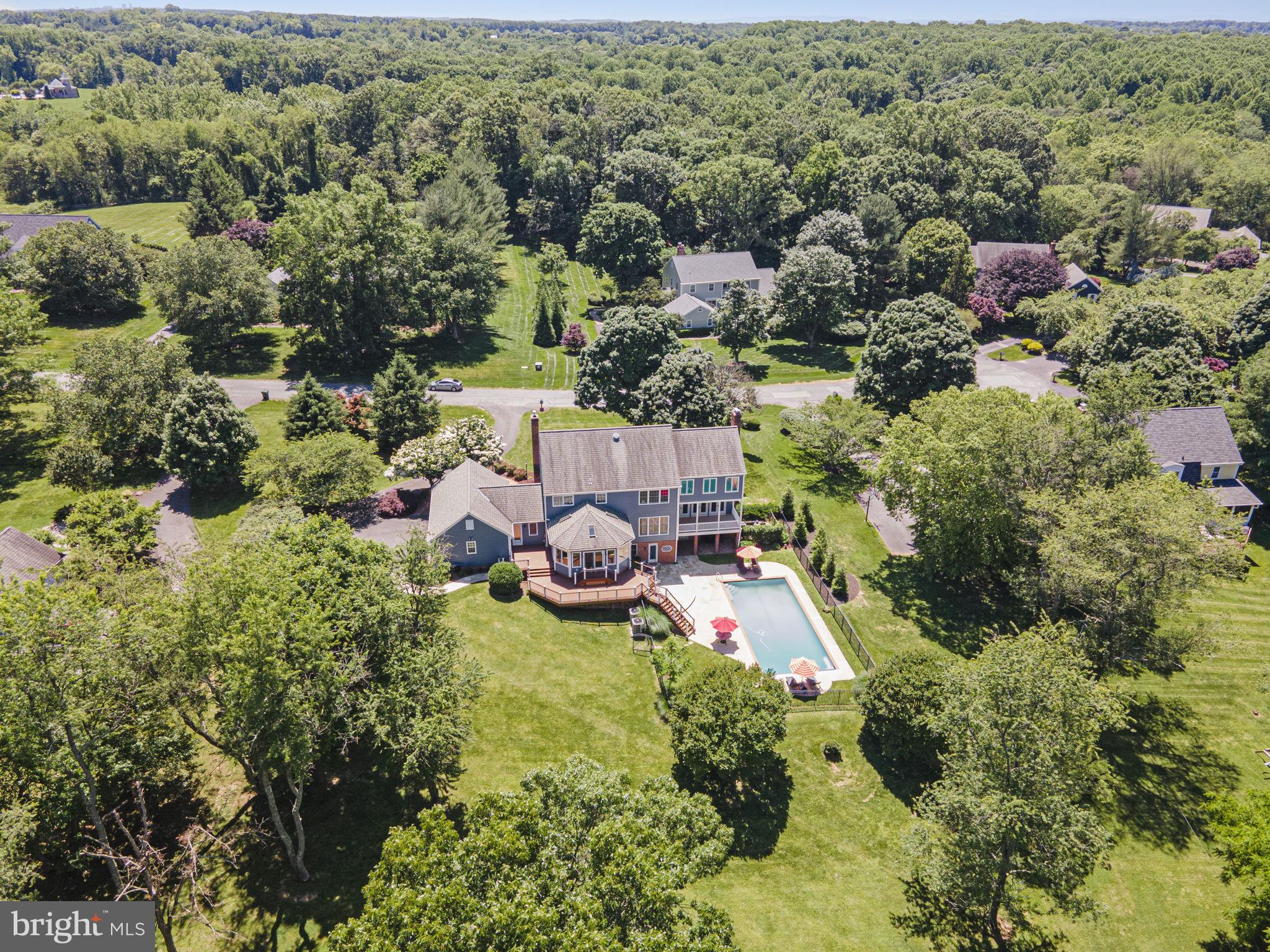13525 Haddonfield Ln
