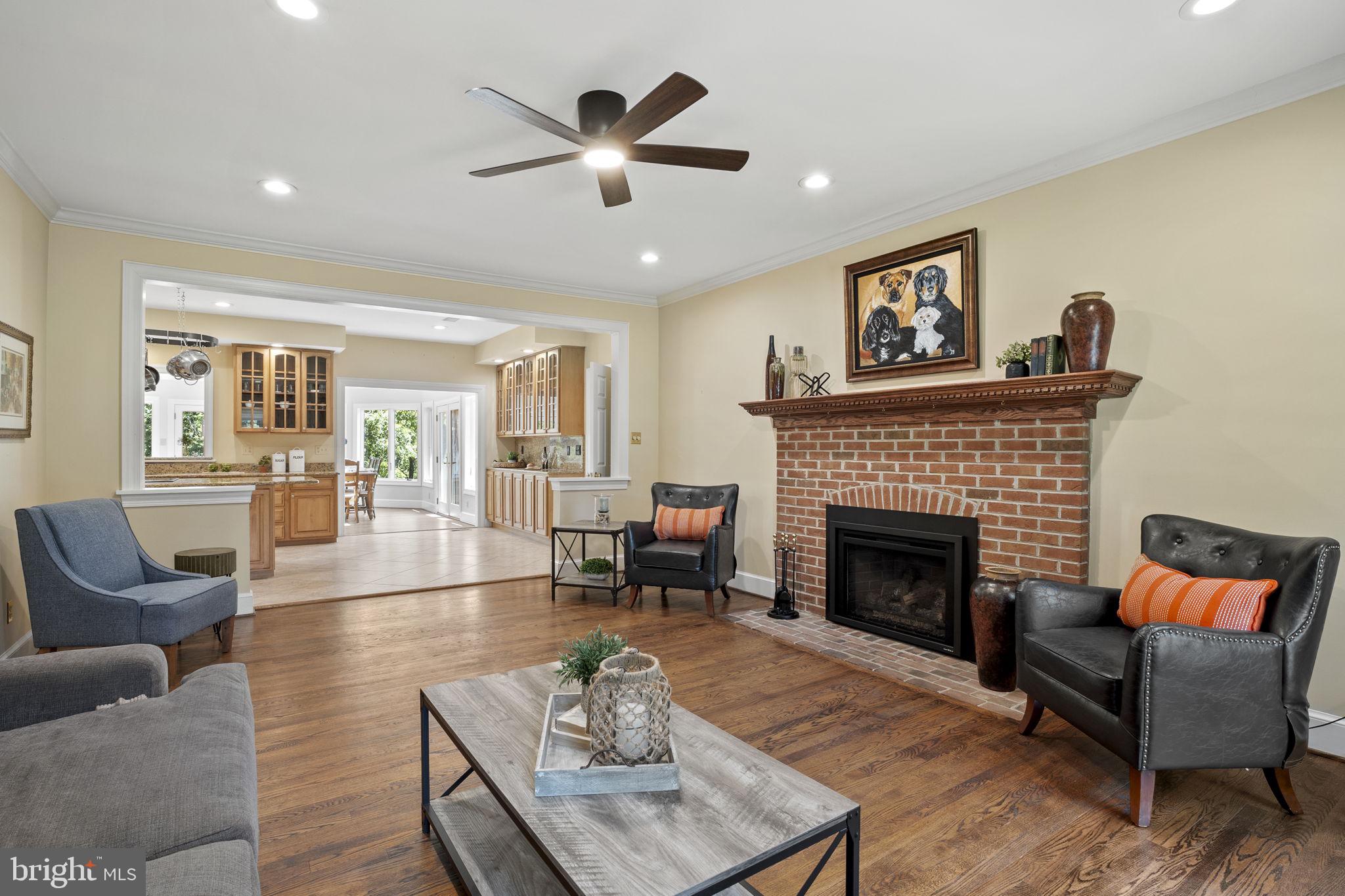 13525 Haddonfield Ln