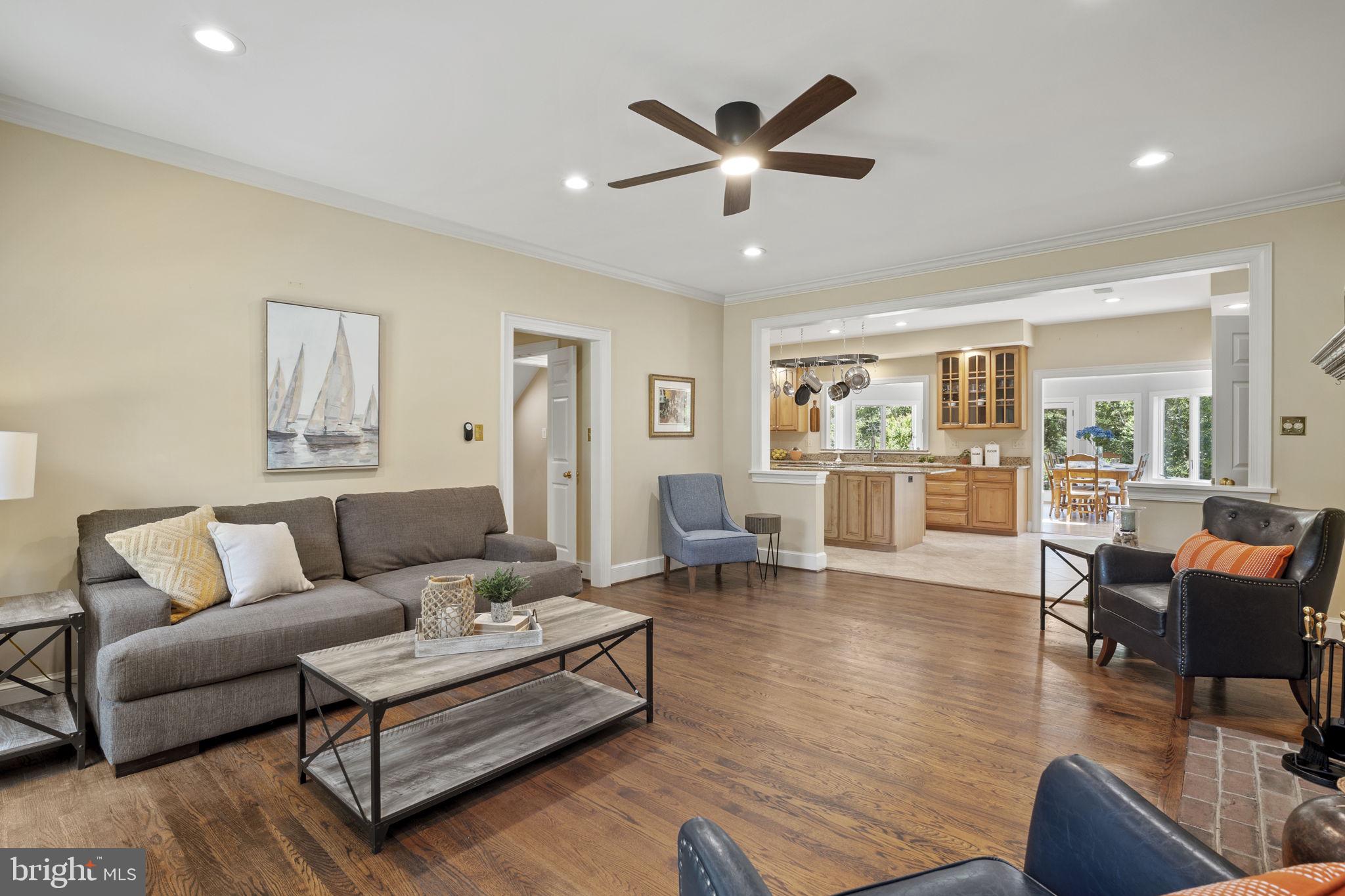 13525 Haddonfield Ln