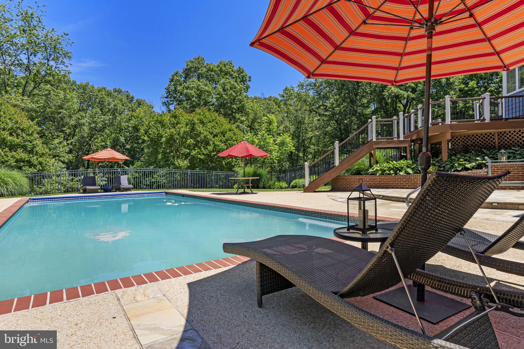 13525 Haddonfield Ln