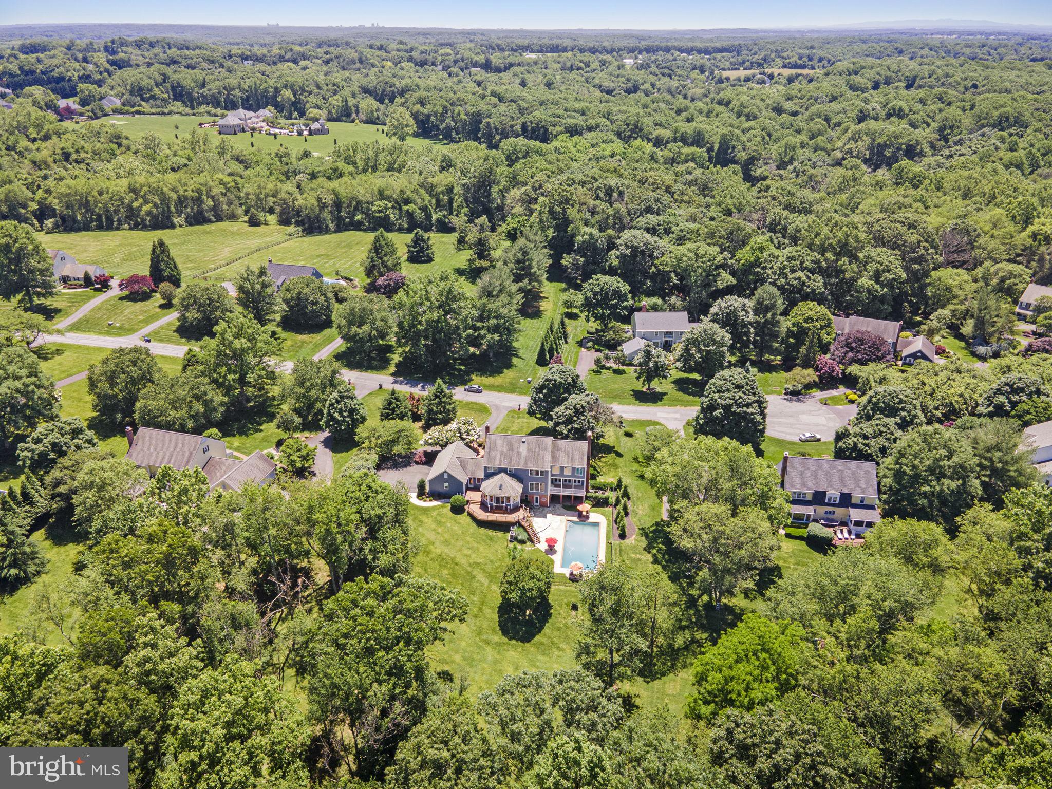 13525 Haddonfield Ln