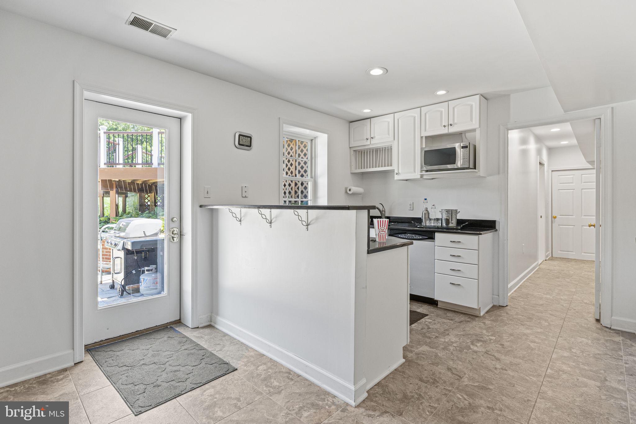 13525 Haddonfield Ln