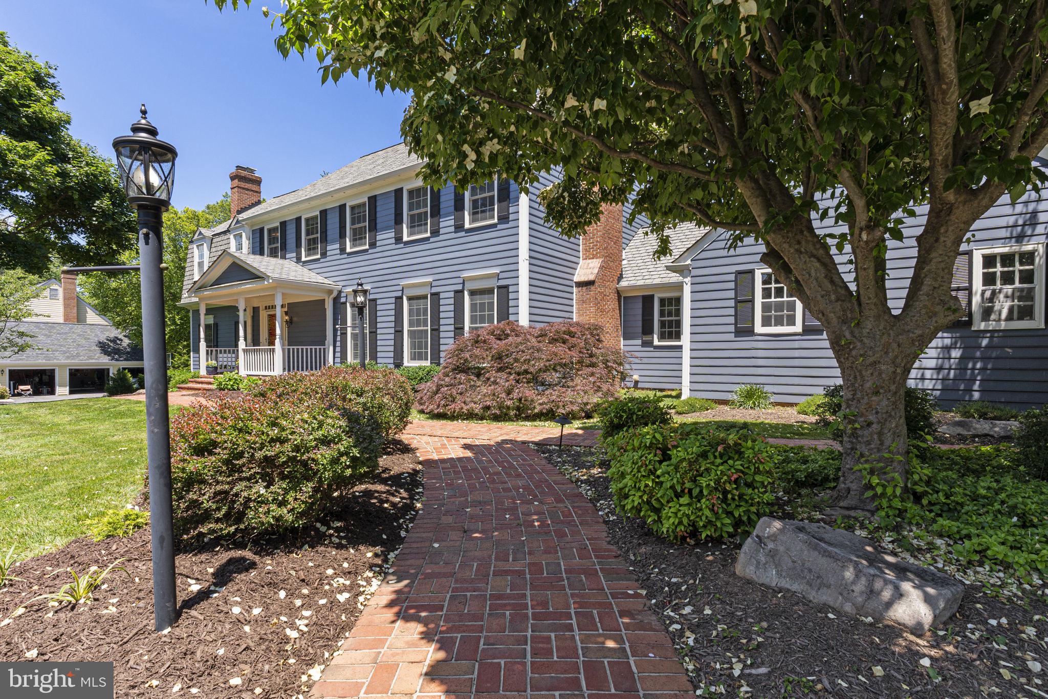 13525 Haddonfield Ln