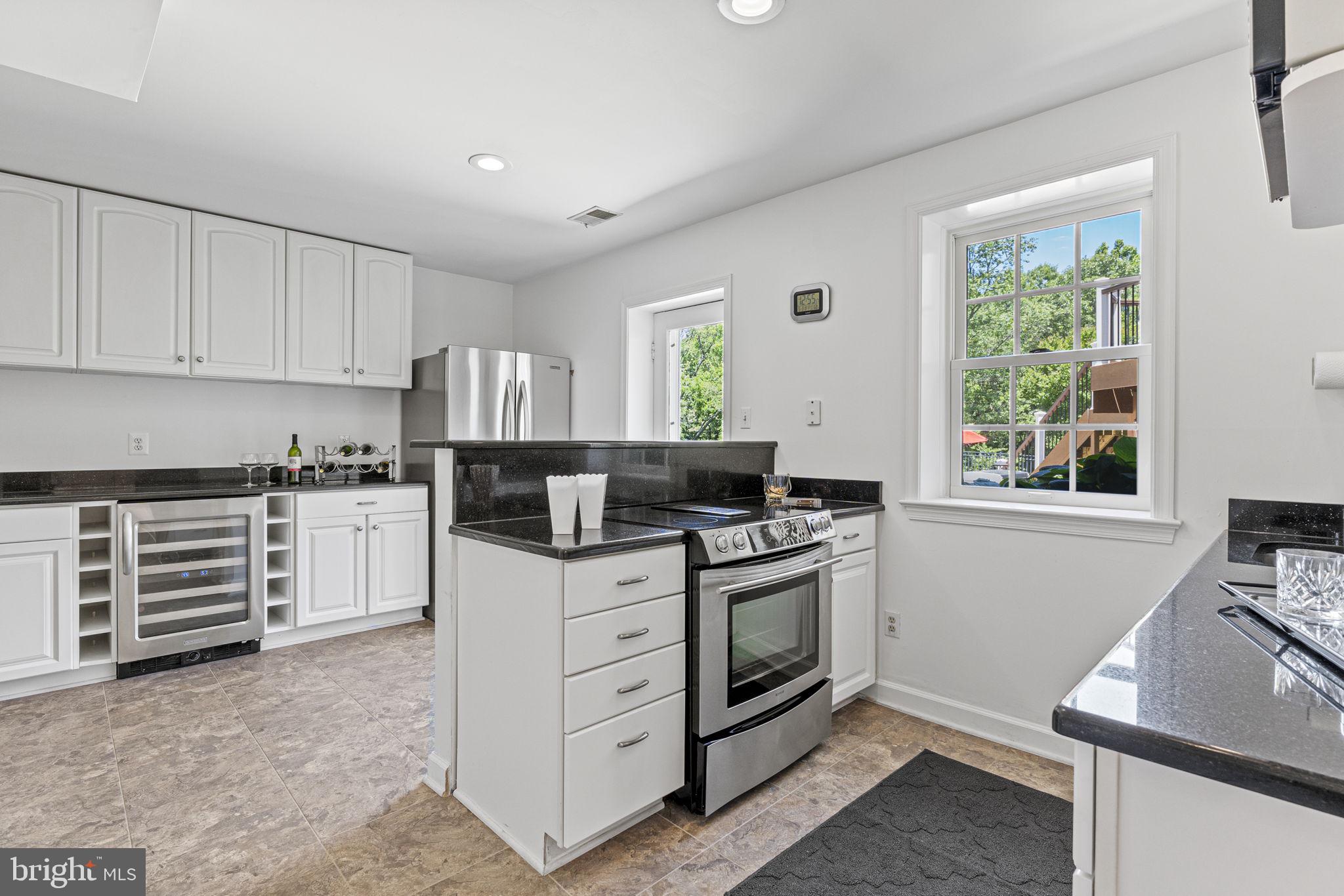 13525 Haddonfield Ln