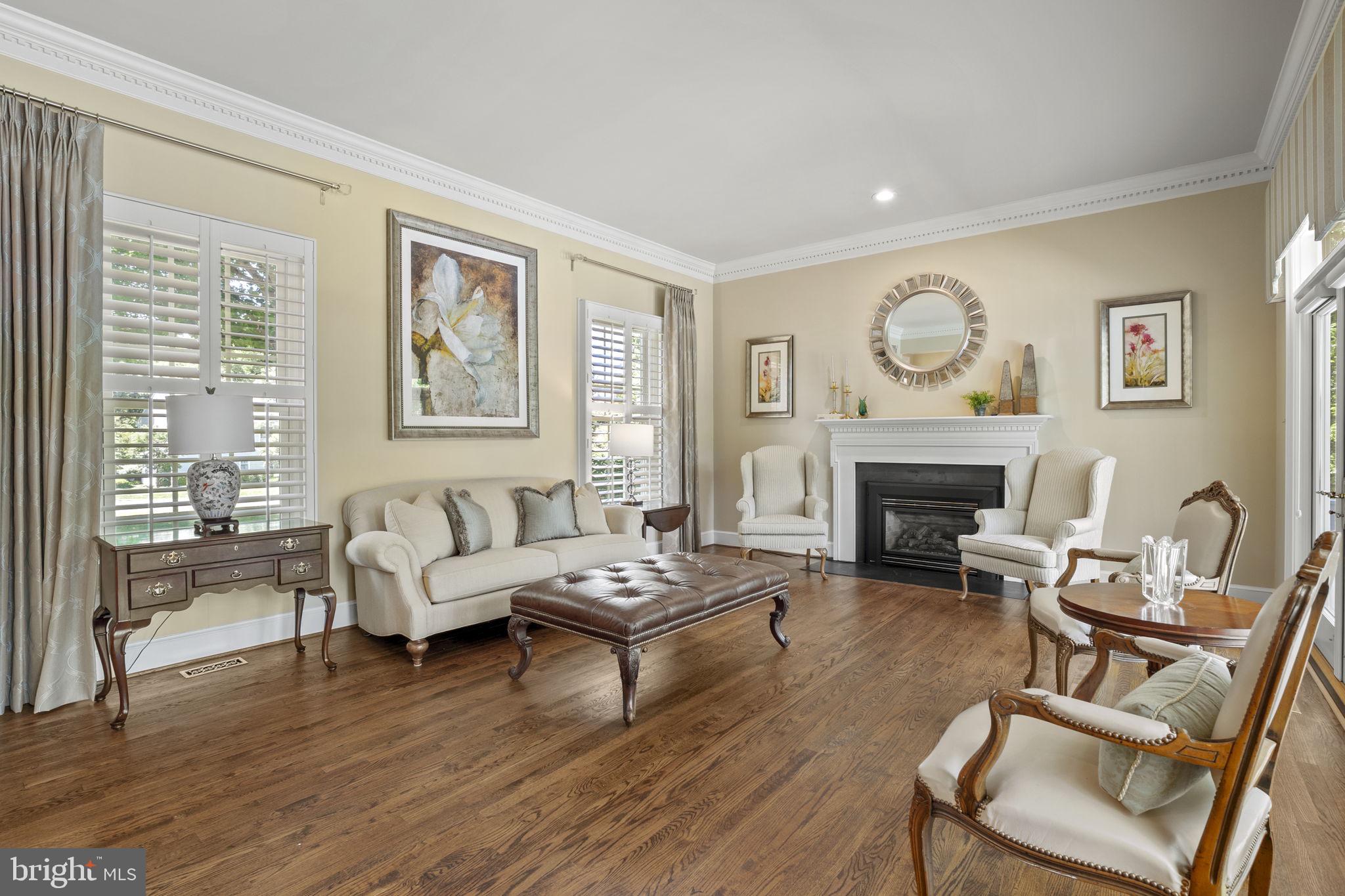 13525 Haddonfield Ln