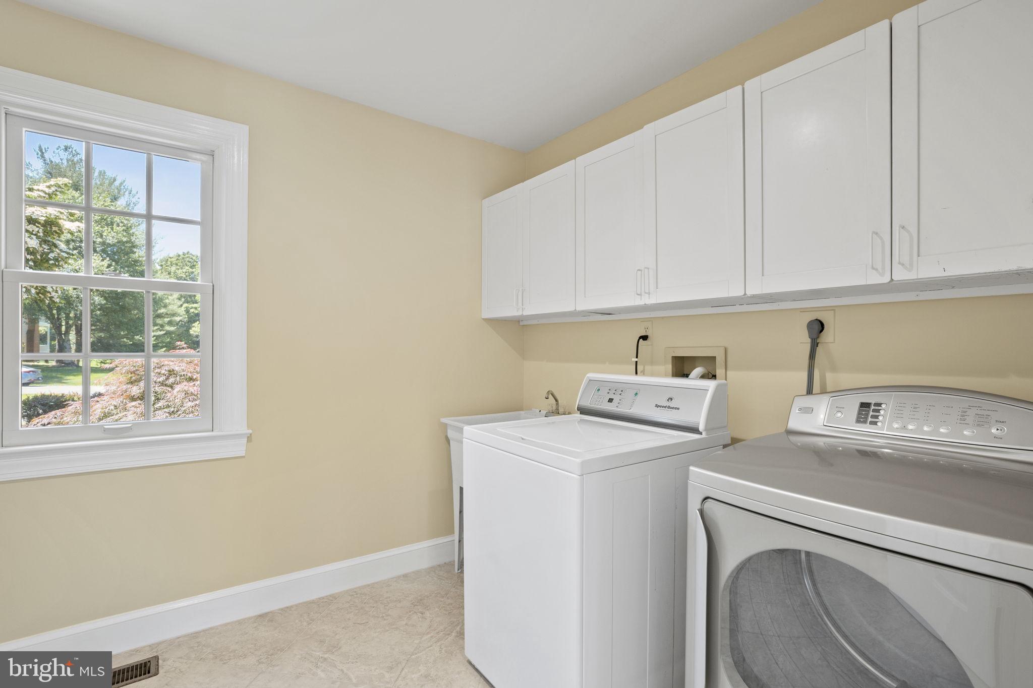 13525 Haddonfield Ln