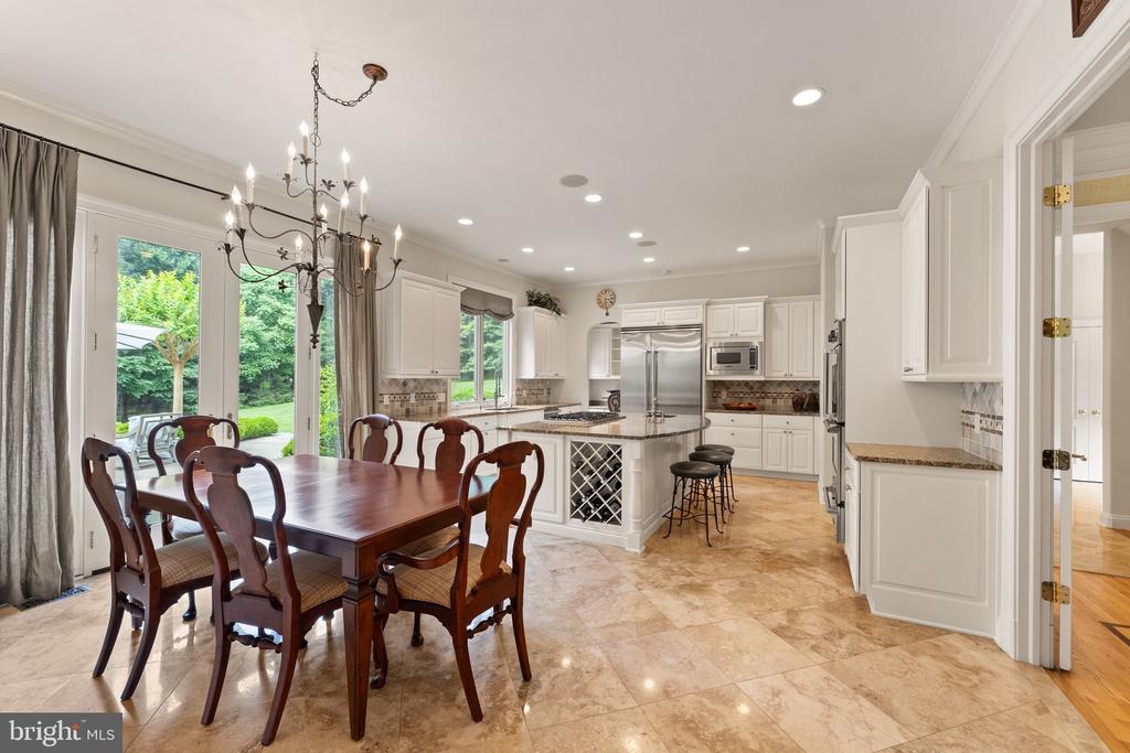 11106 S Glen Rd