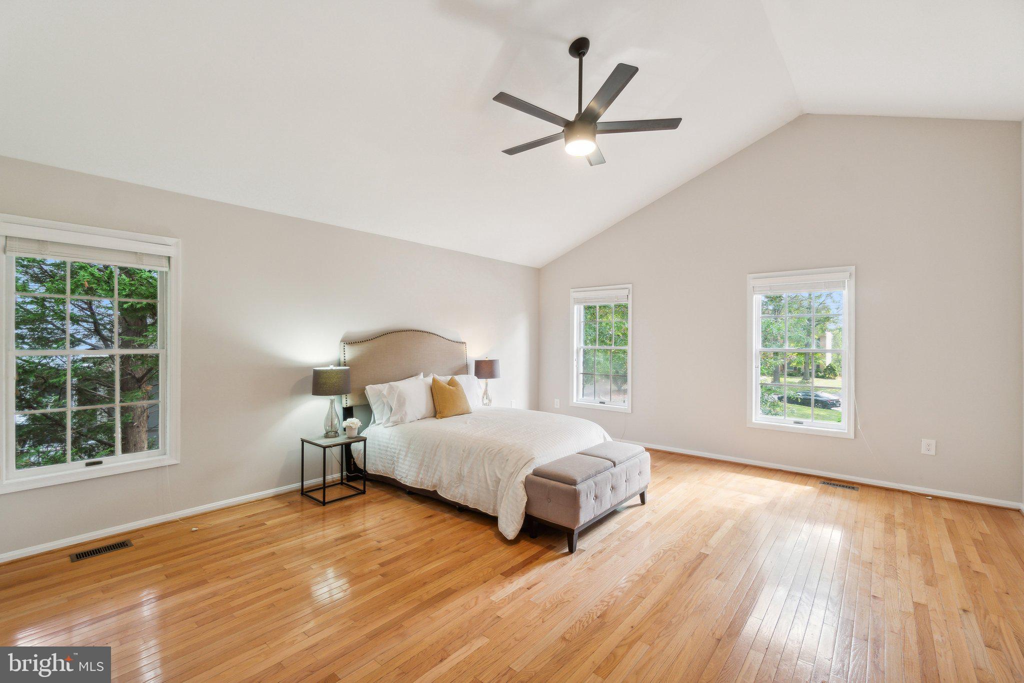 15510 Ambiance Dr