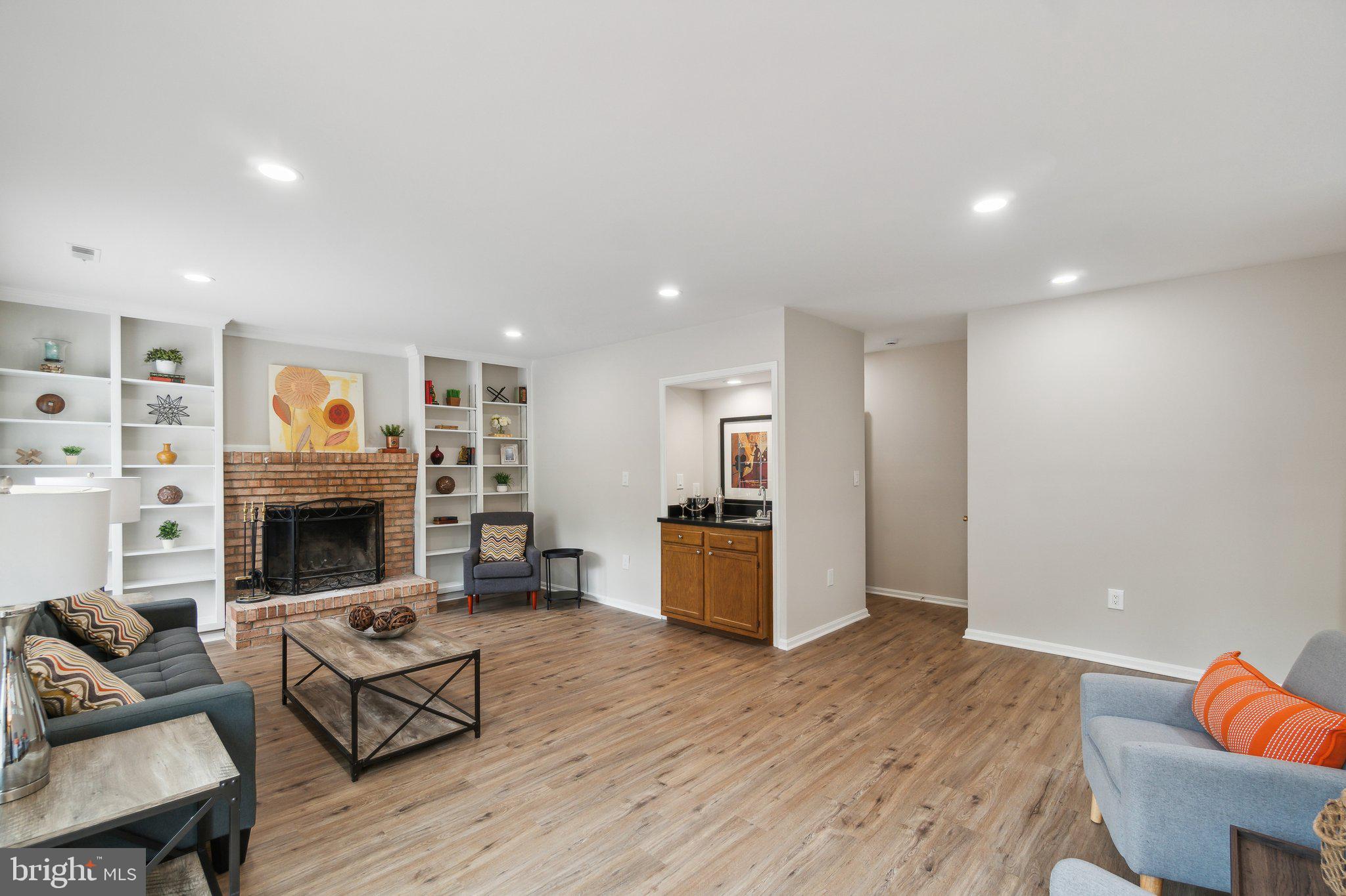 15510 Ambiance Dr