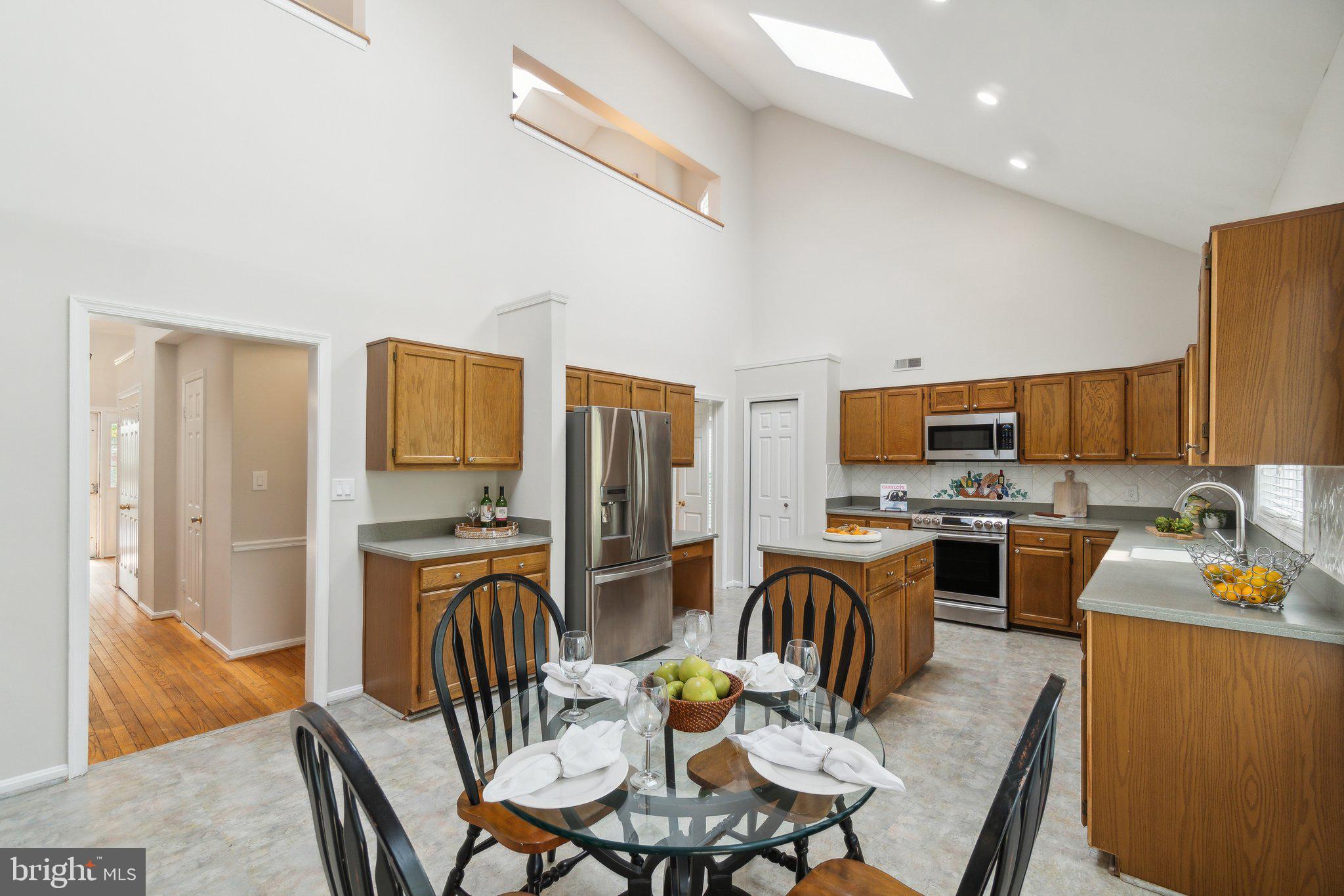15510 Ambiance Dr