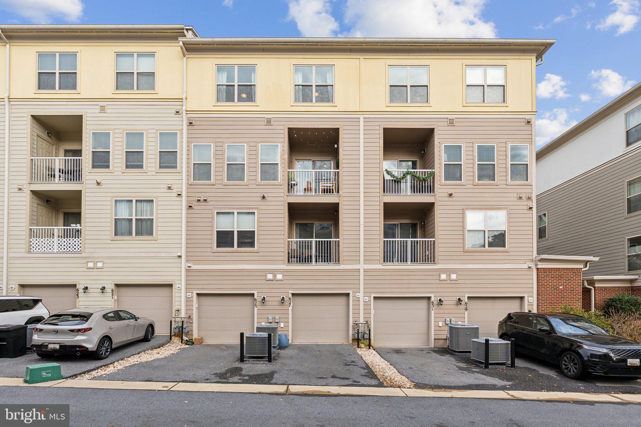 627 Diamondback Dr #15-B
