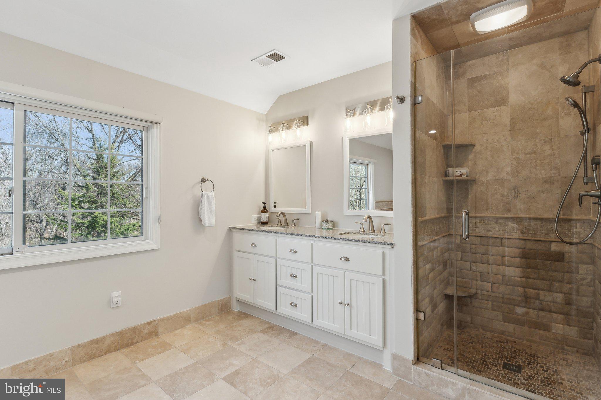 13521 Haddonfield Ln
