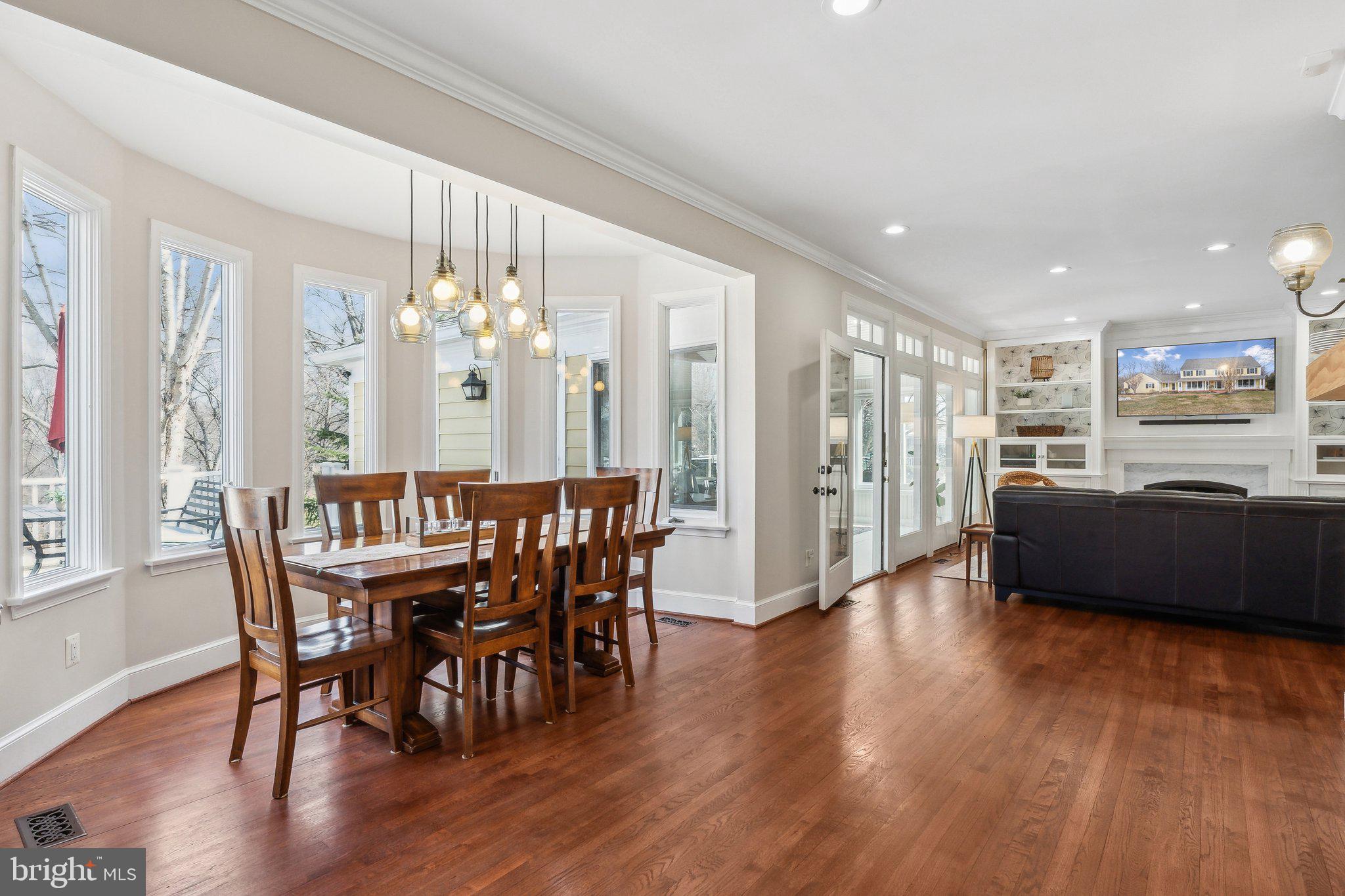 13521 Haddonfield Ln