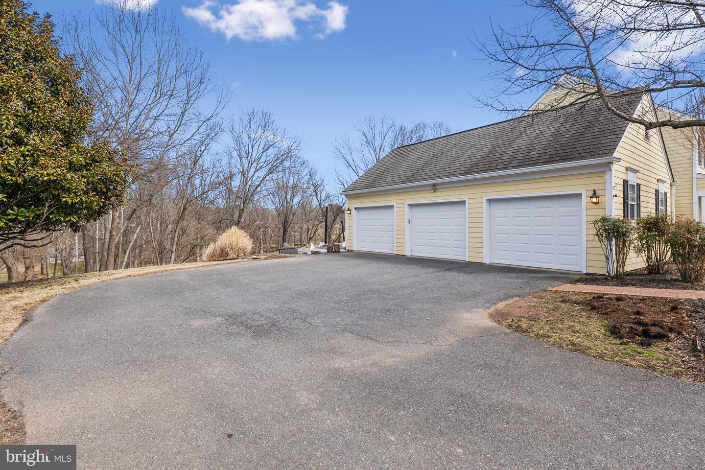13521 Haddonfield Ln