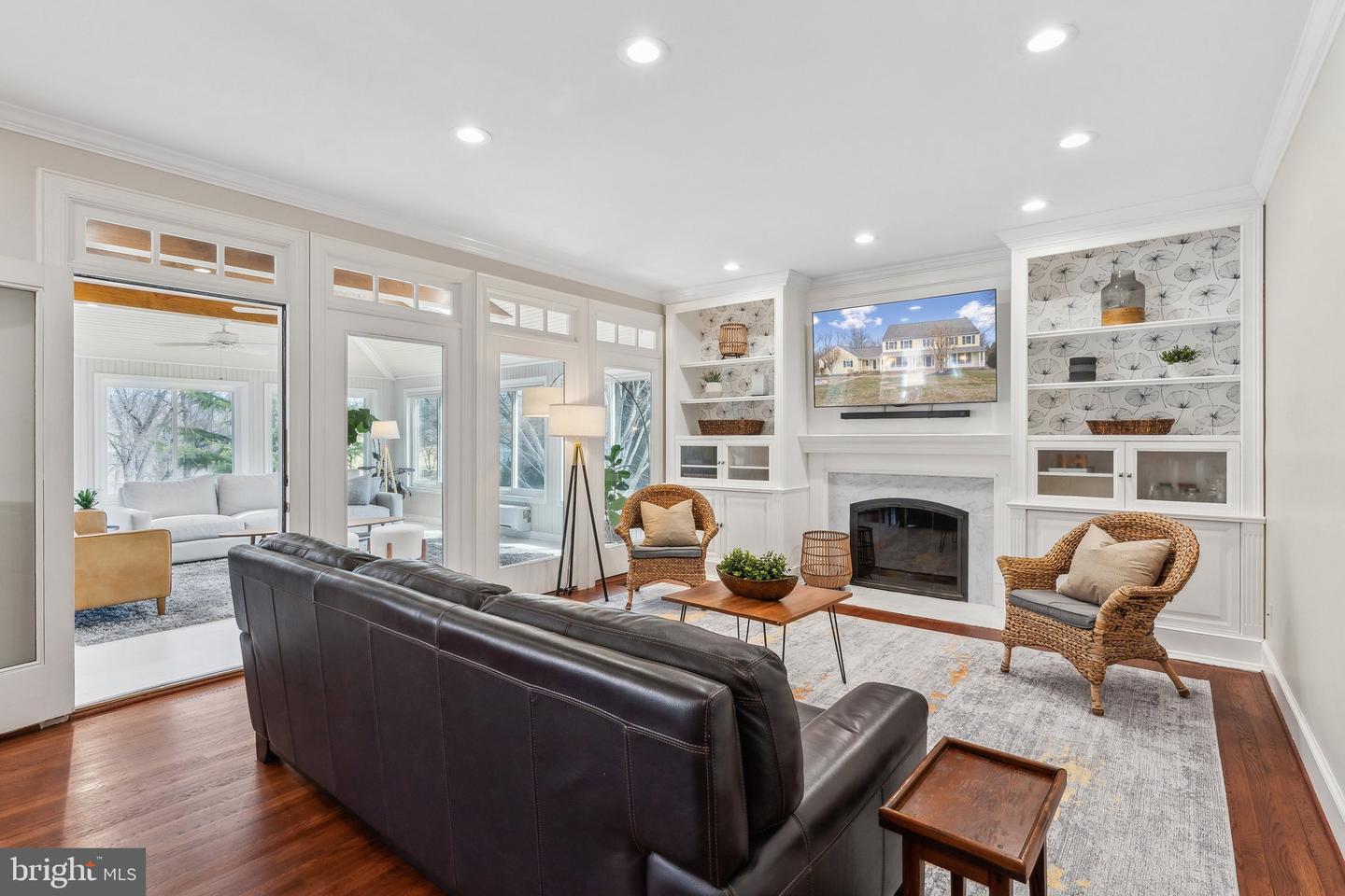 13521 Haddonfield Ln