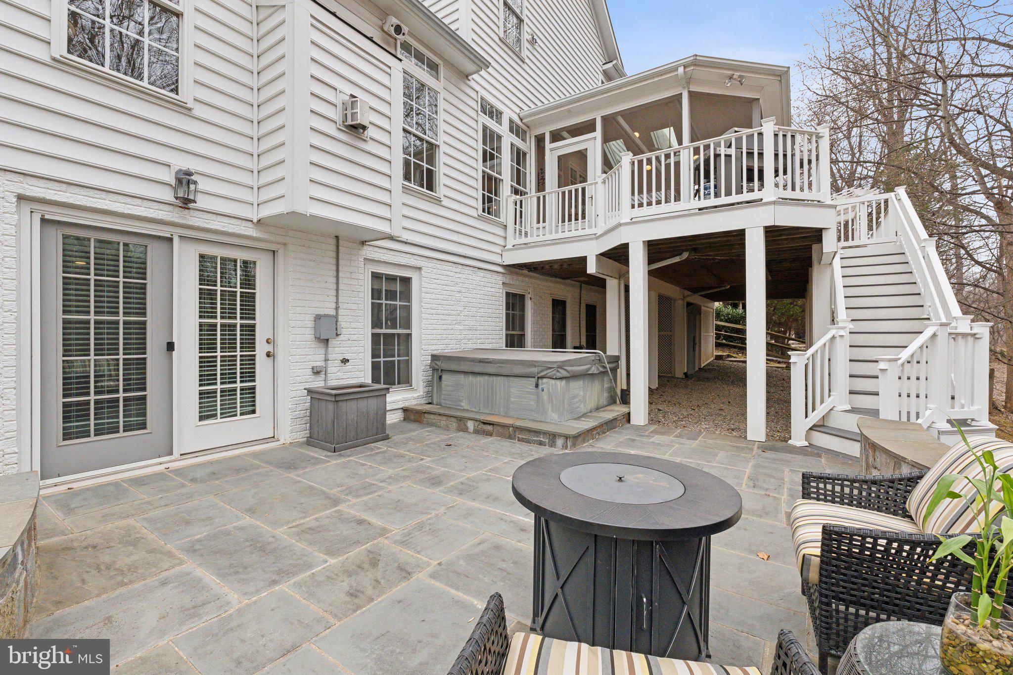 866 Still Creek Ln