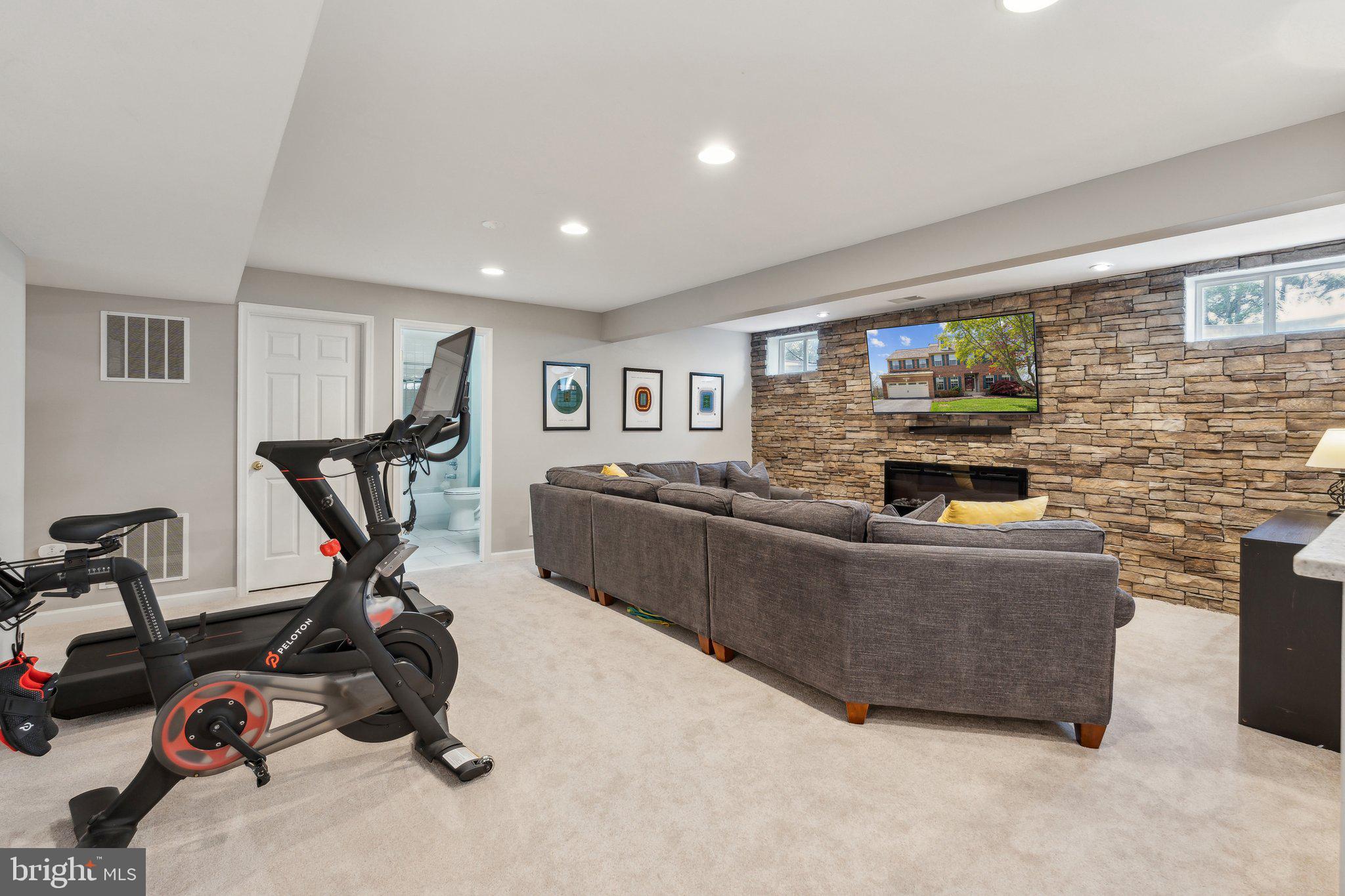 18014 Wildman Ct