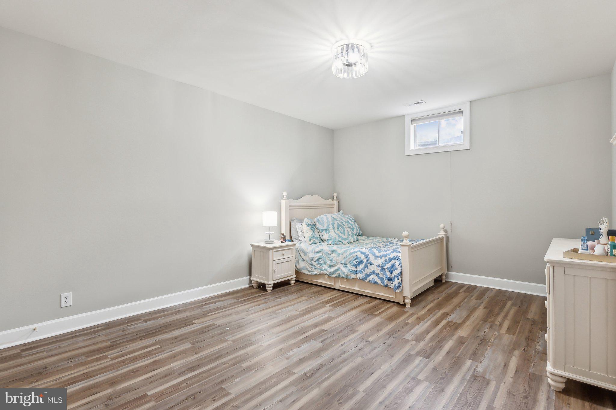 1402 Lake Norwood Way