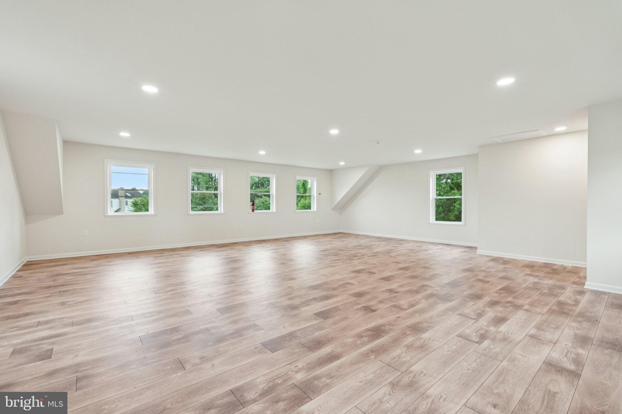 13204 Lantern Hollow Dr