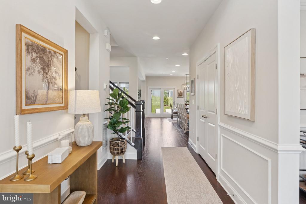 237 BARBERRY LANE