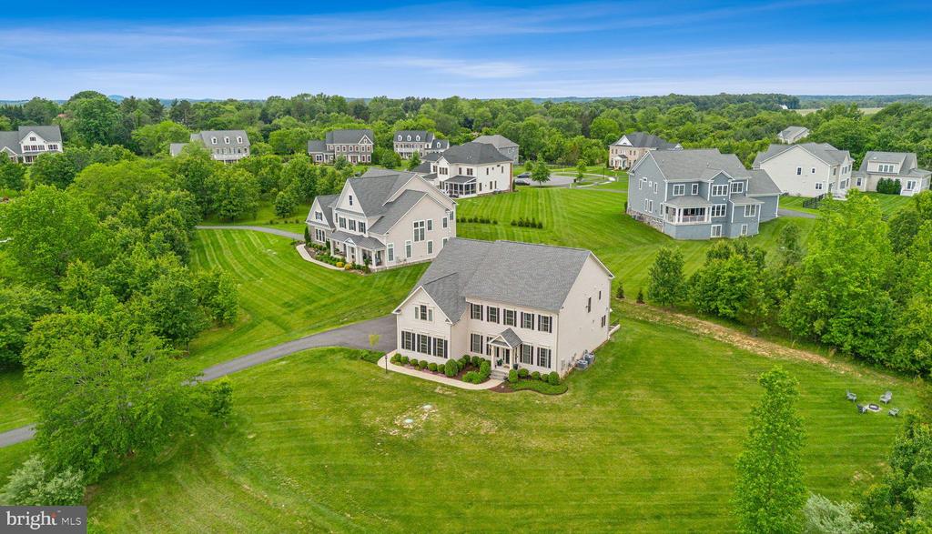 237 BARBERRY LANE