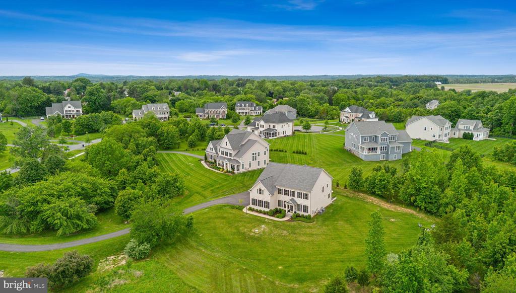 237 BARBERRY LANE