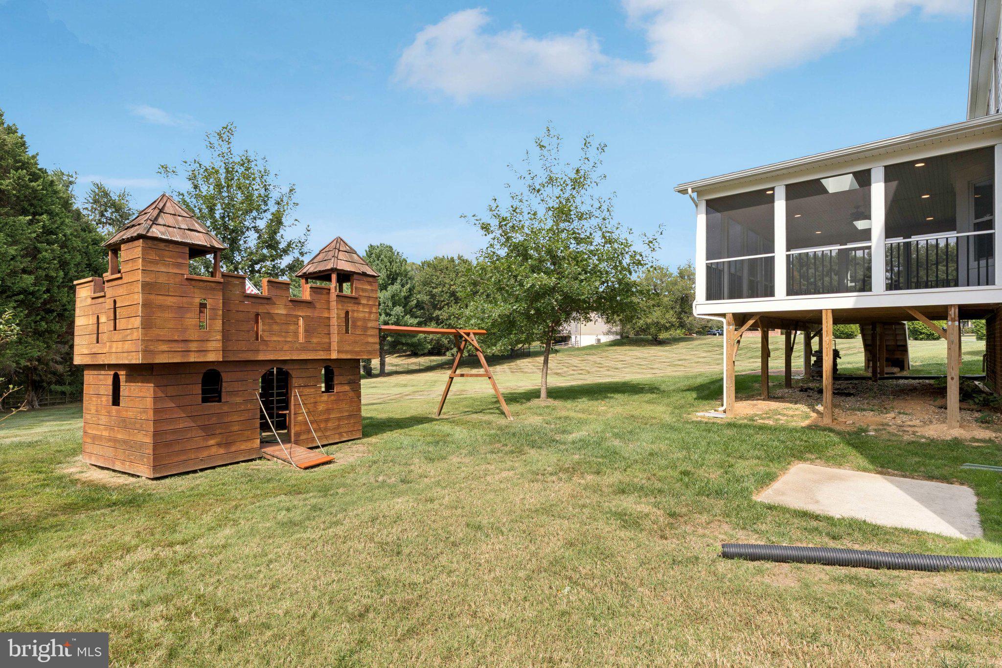 13429 SCOTTISH AUTUMN LANE