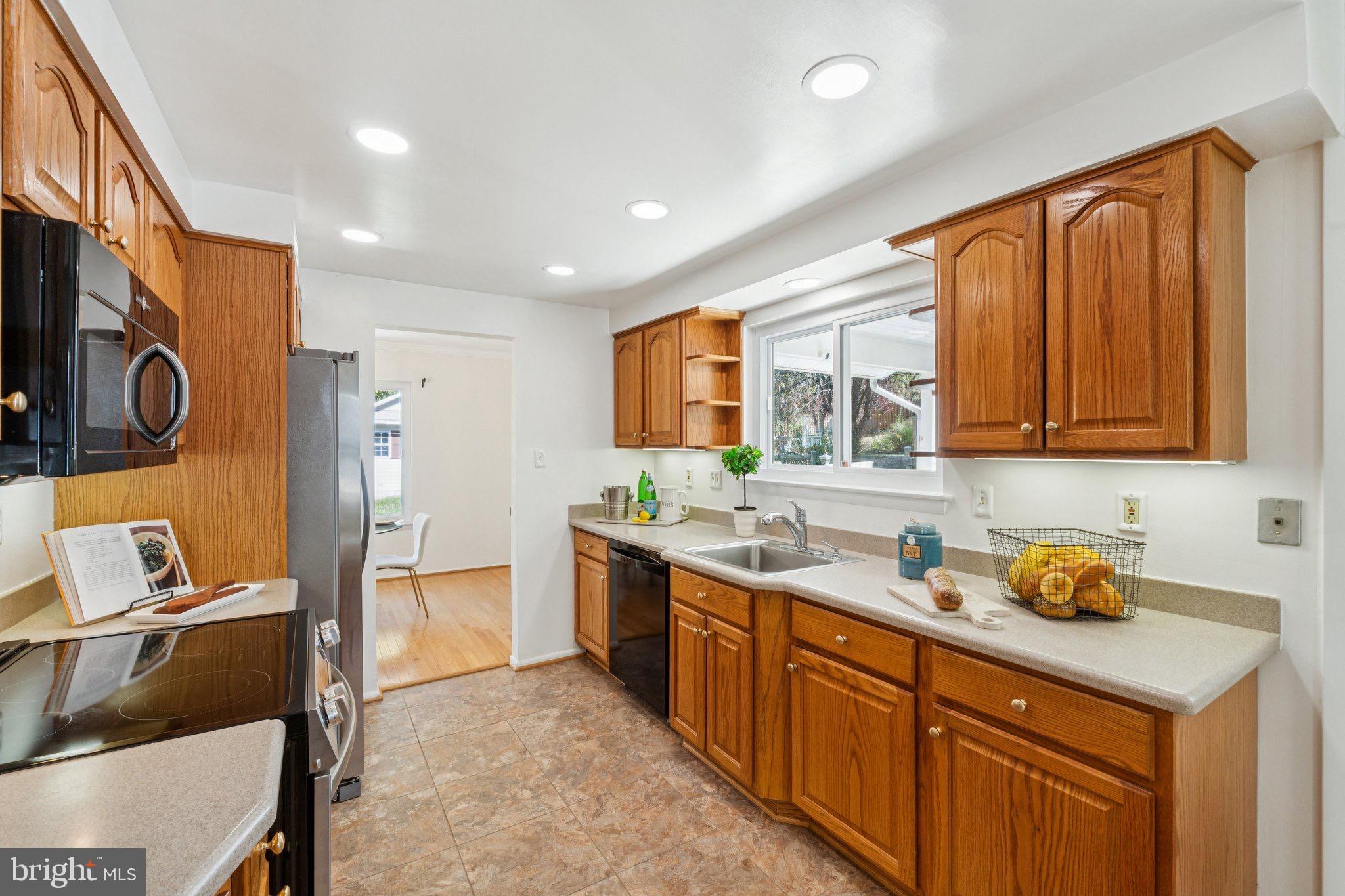 12013 CHEYENNE ROAD