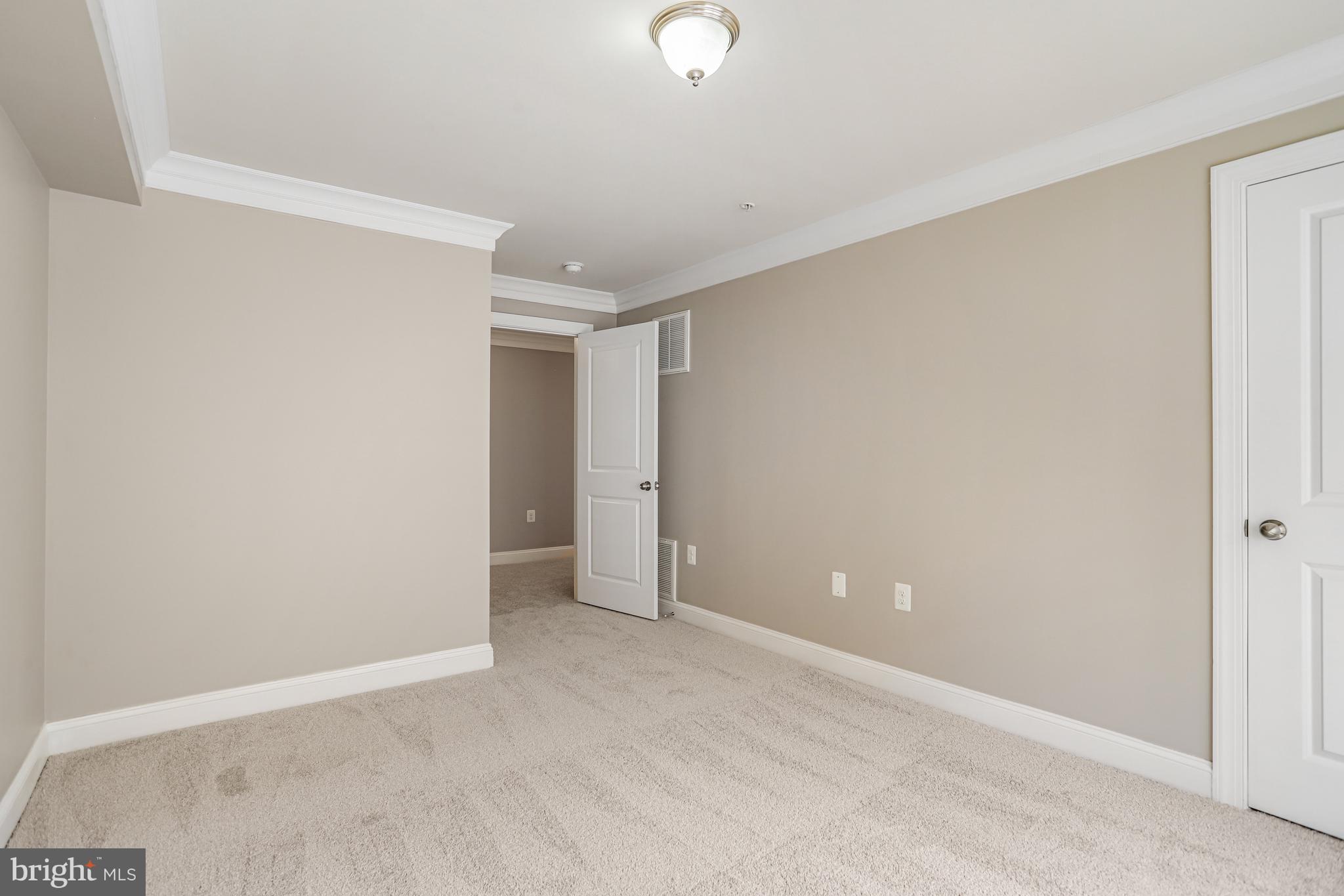 625 DIAMONDBACK DRIVE 15-A