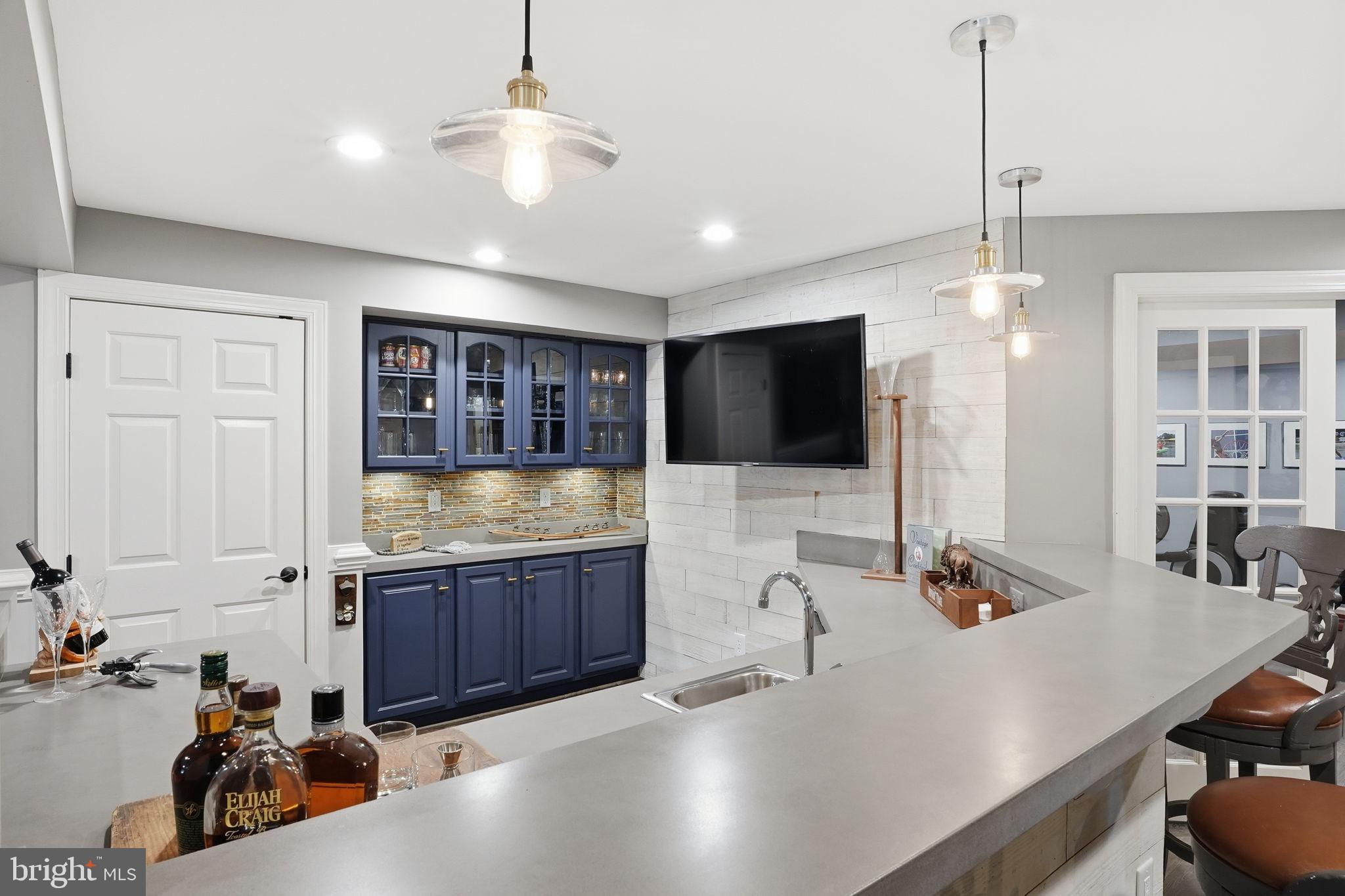 730 TURTLE POND LANE