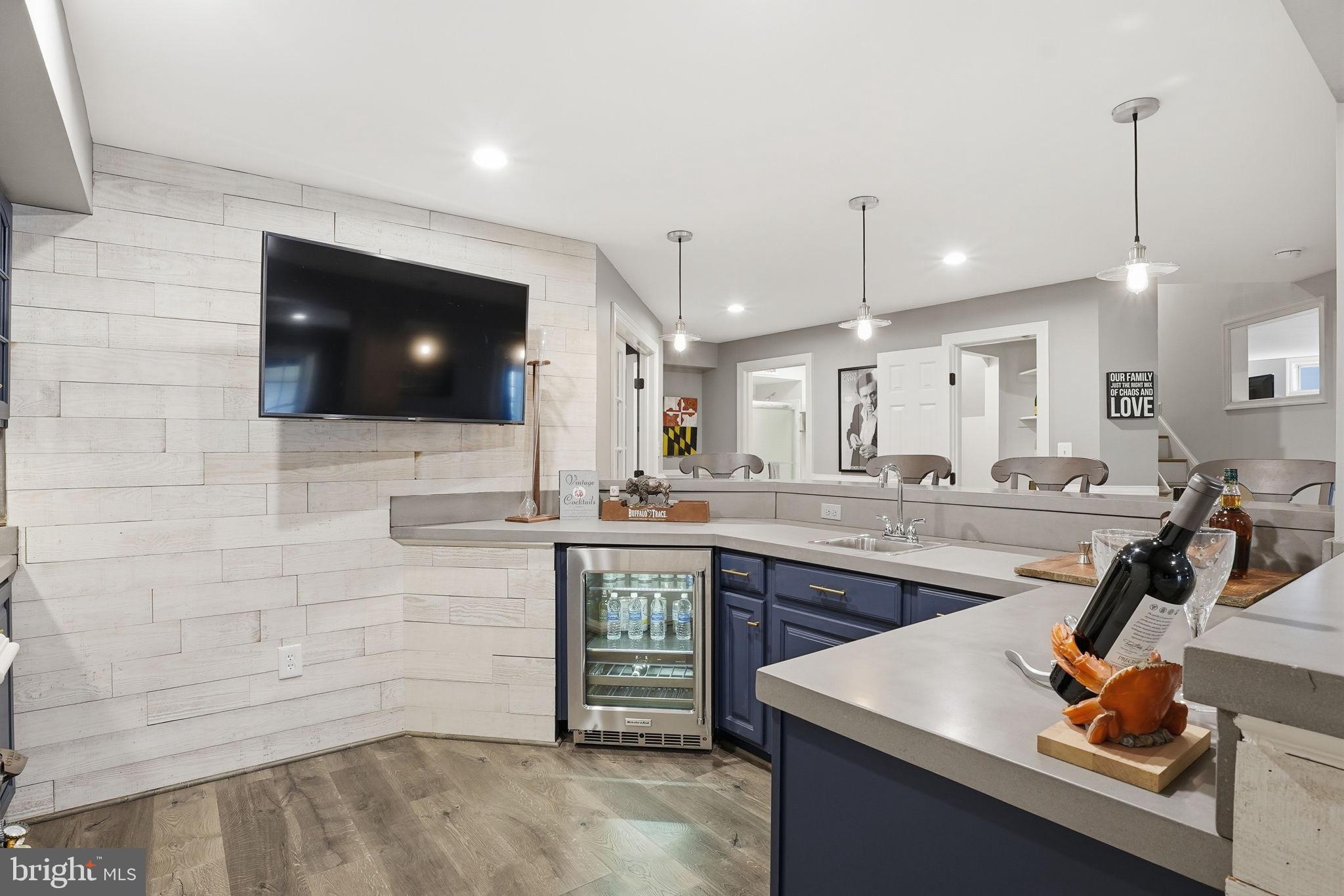 730 TURTLE POND LANE