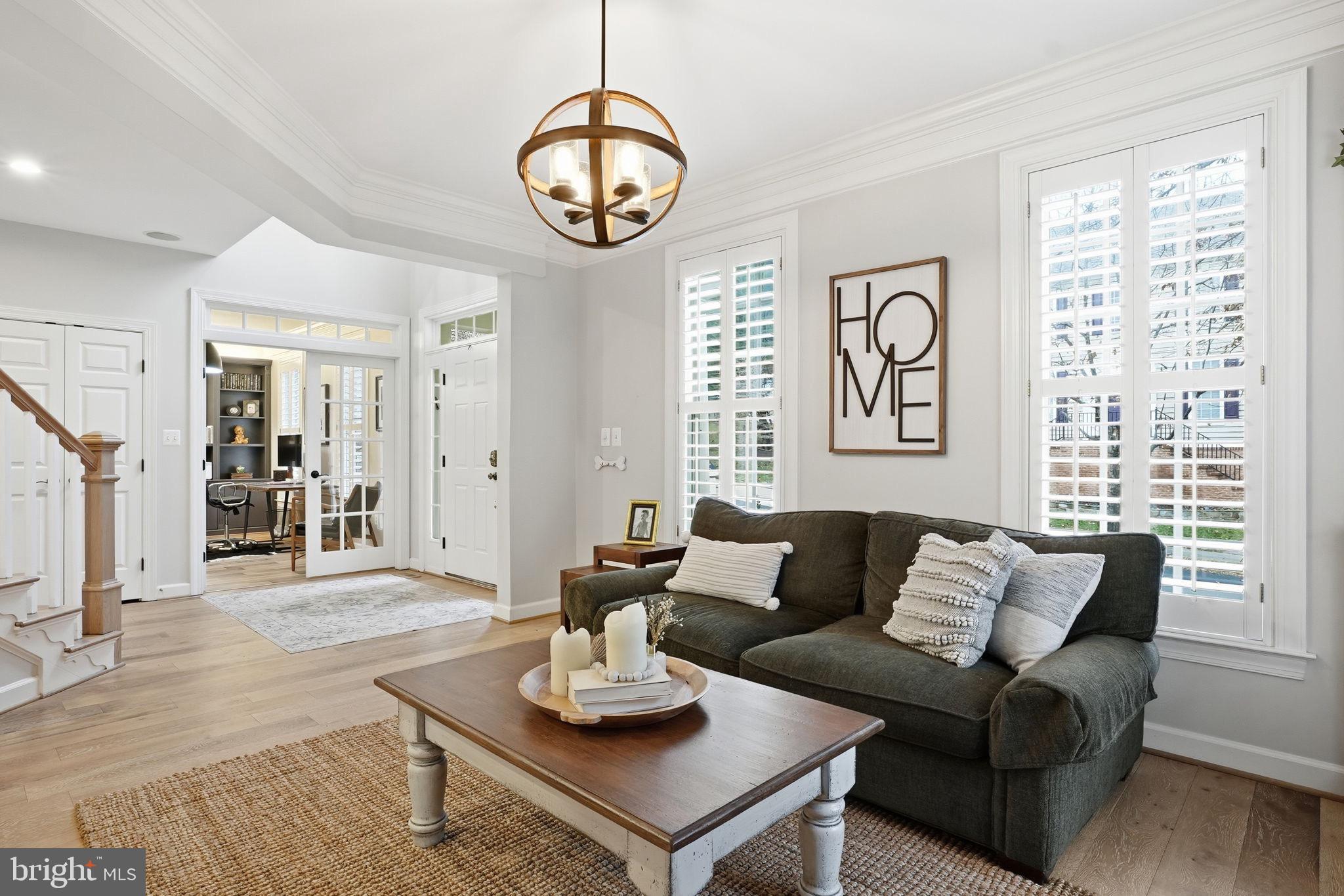 730 TURTLE POND LANE