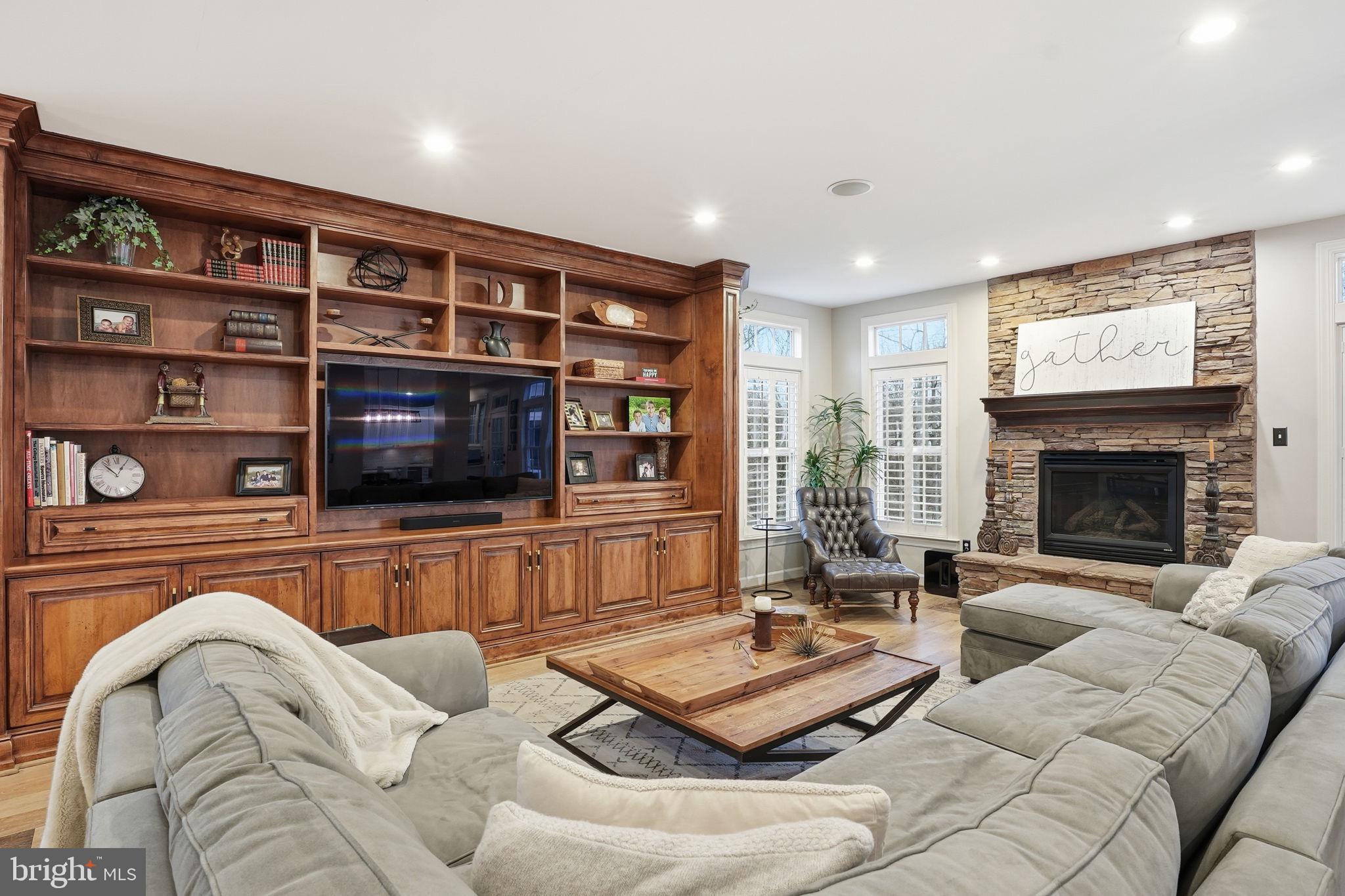 730 TURTLE POND LANE