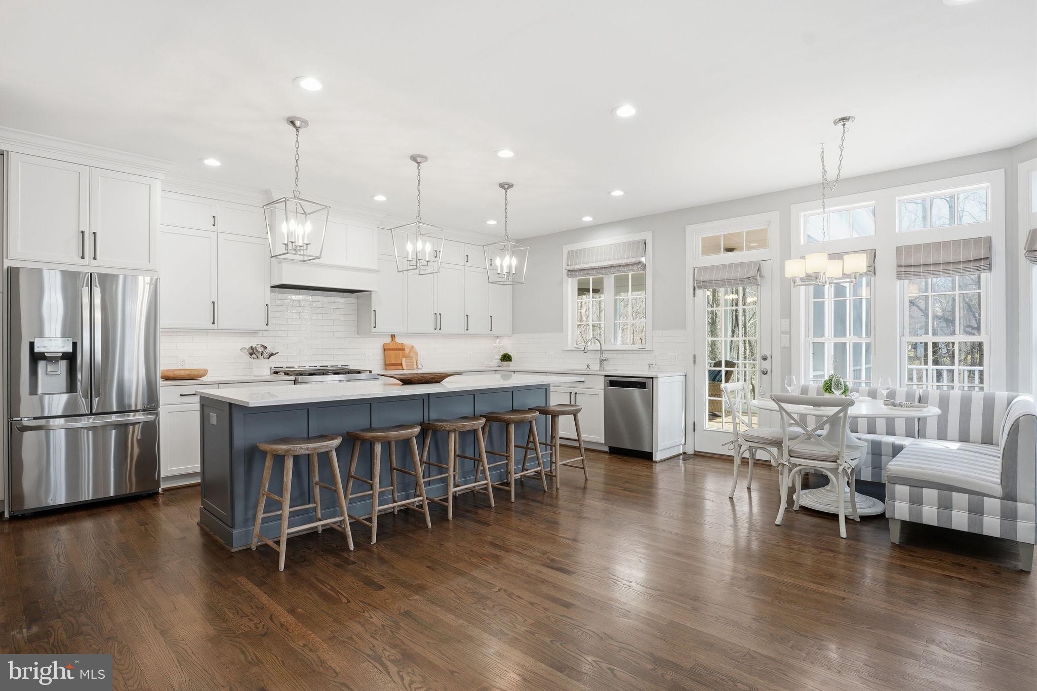 718 TURTLE POND LANE