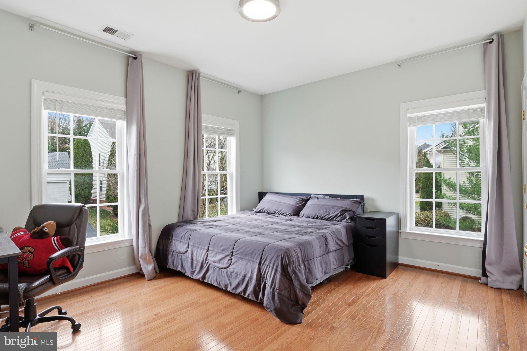 718 TURTLE POND LANE