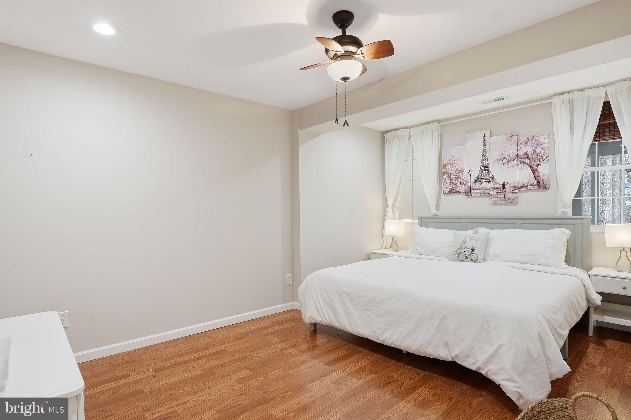 718 TURTLE POND LANE