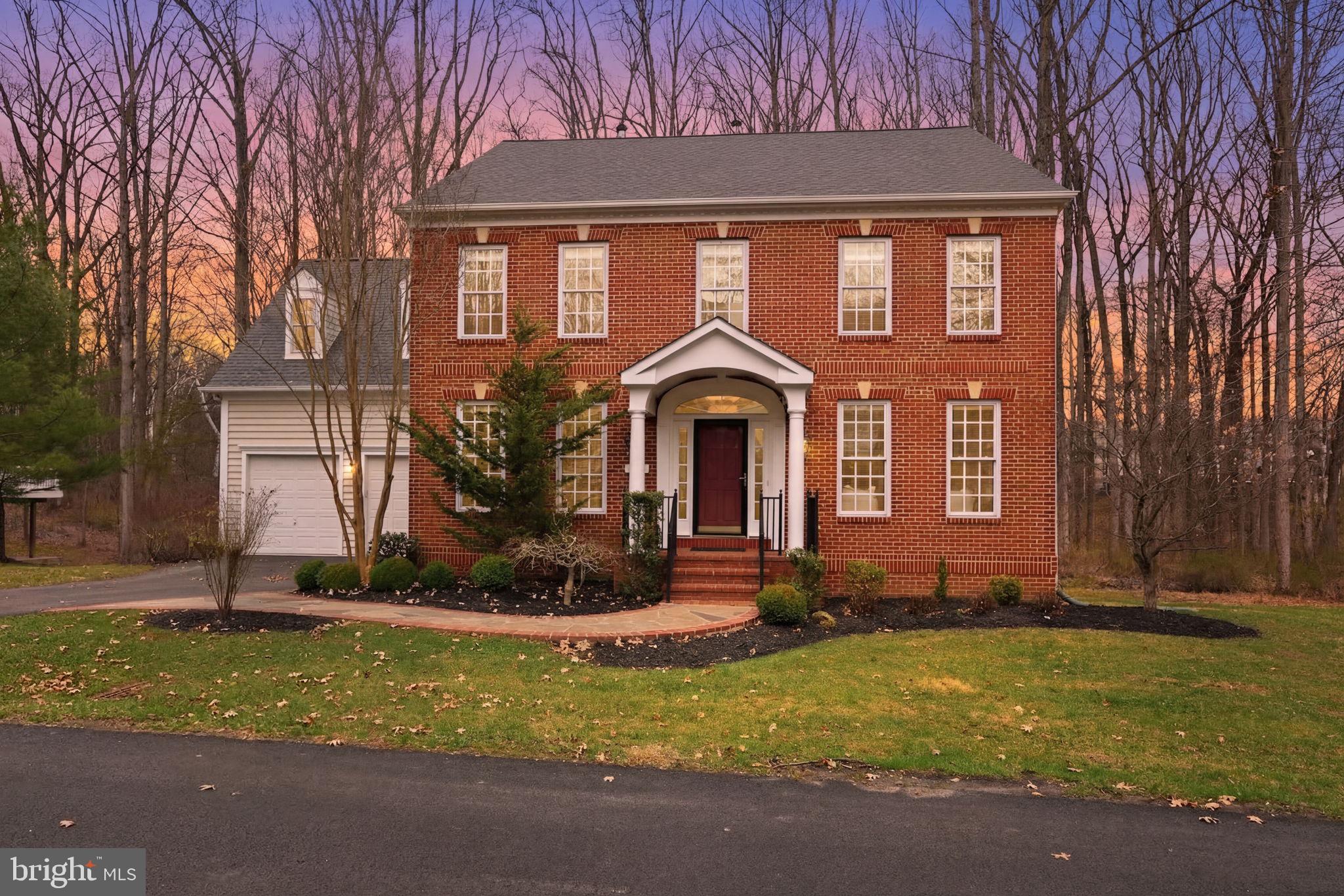 718 TURTLE POND LANE