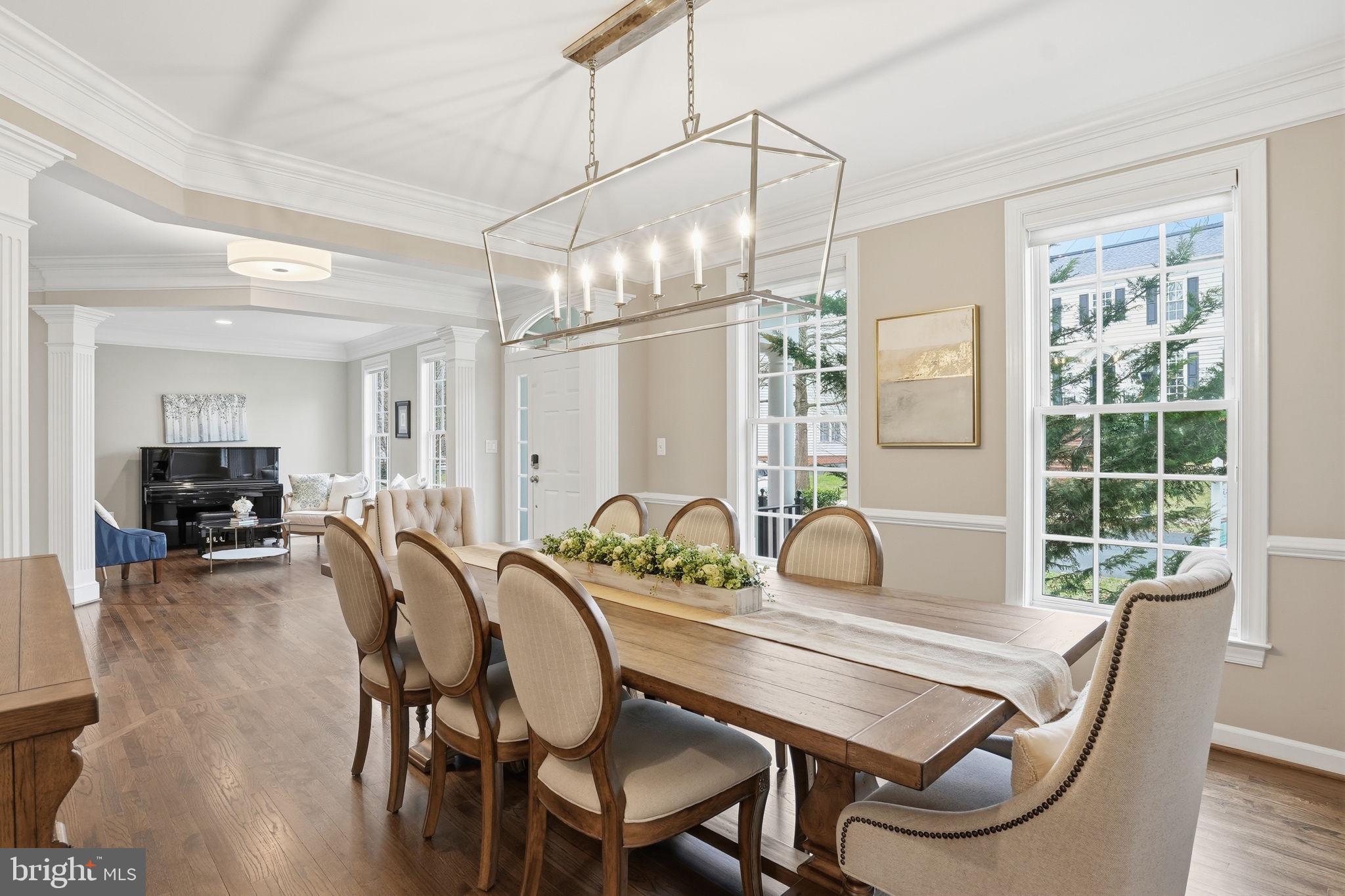 718 TURTLE POND LANE