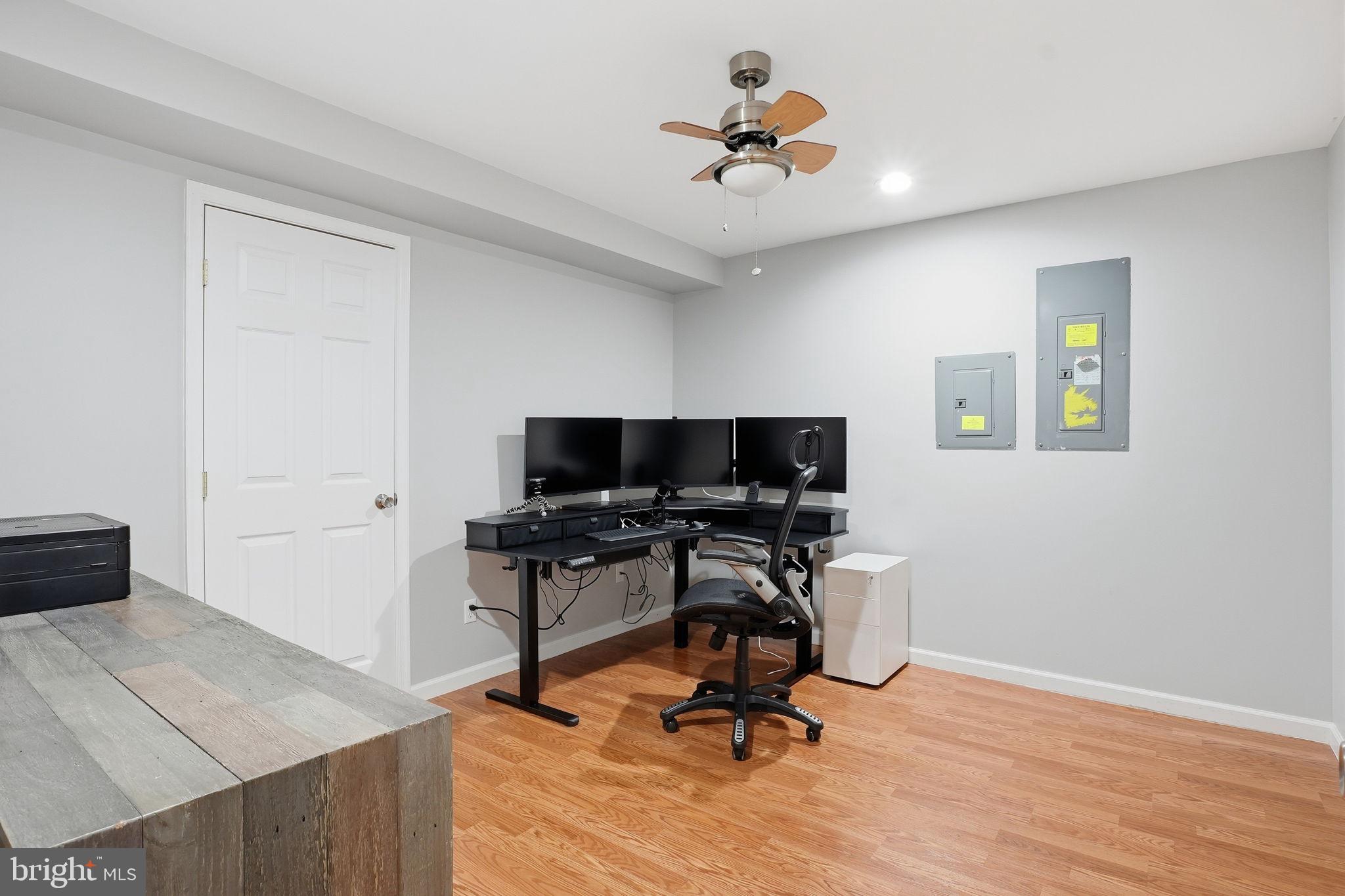 718 TURTLE POND LANE