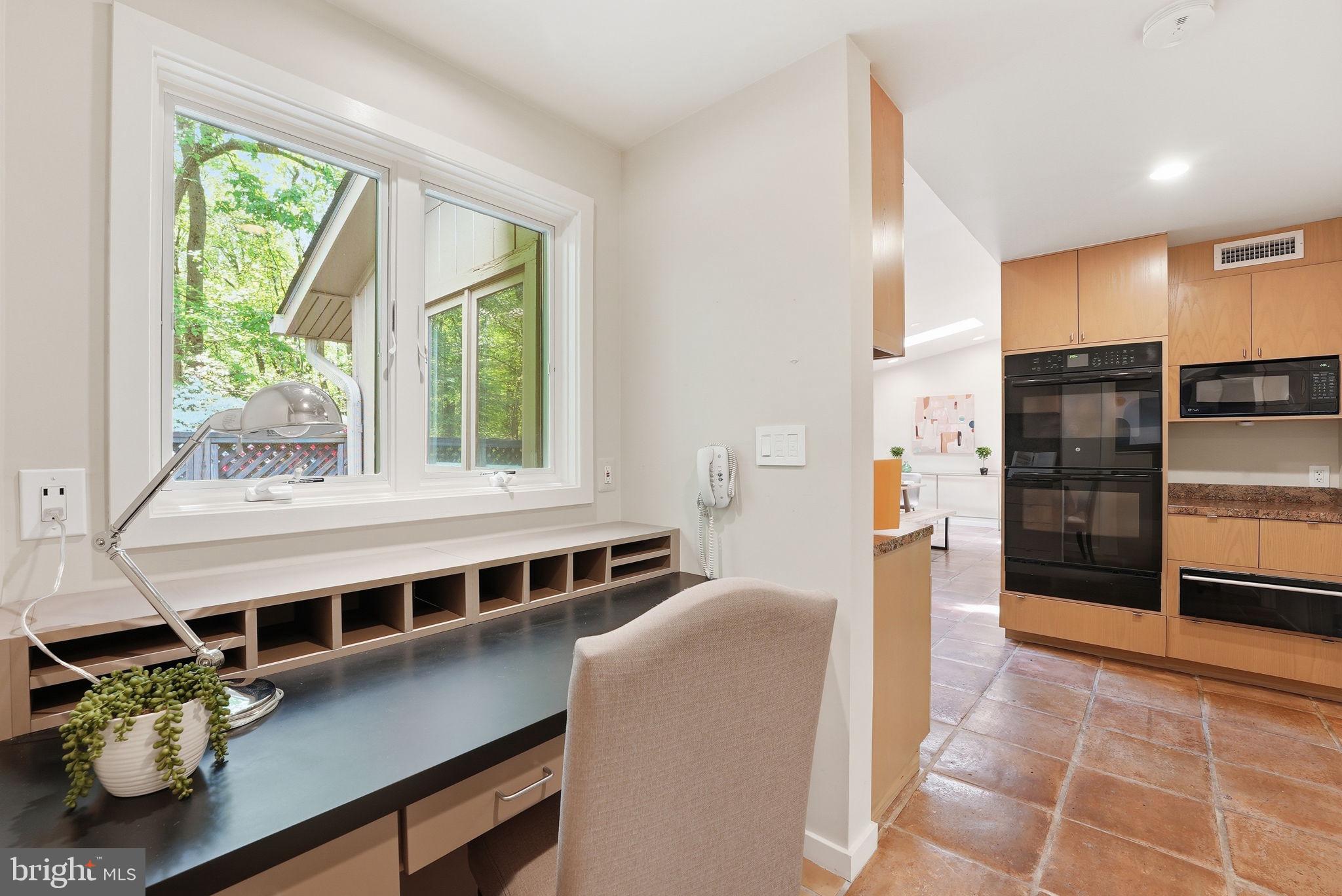 15 ARLIVE COURT