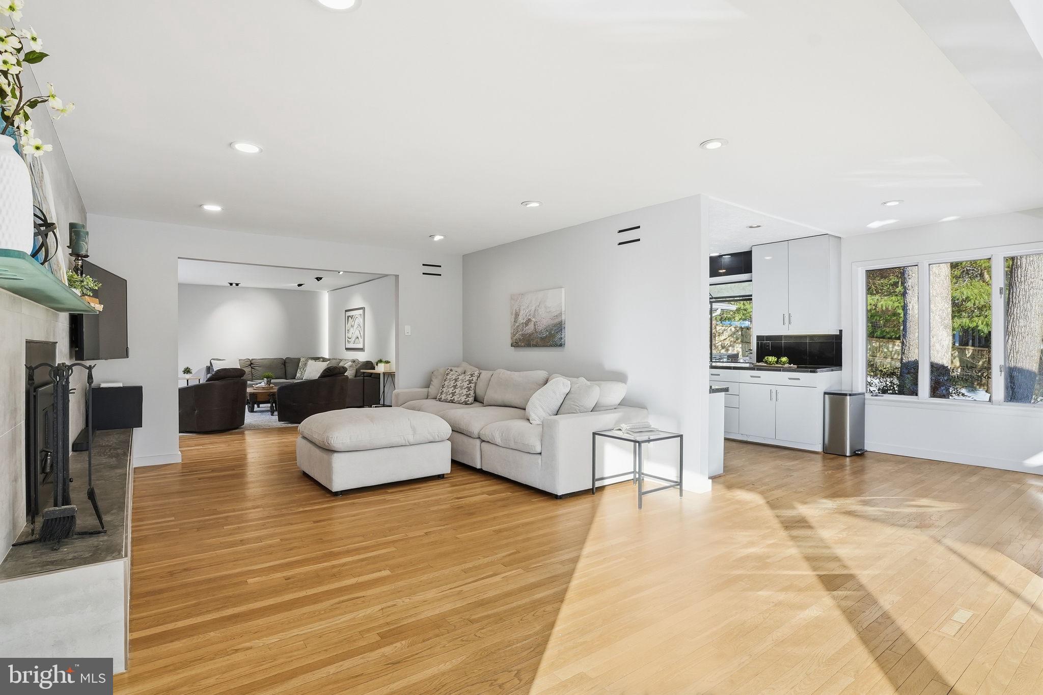 15130 SPRINGFIELD ROAD