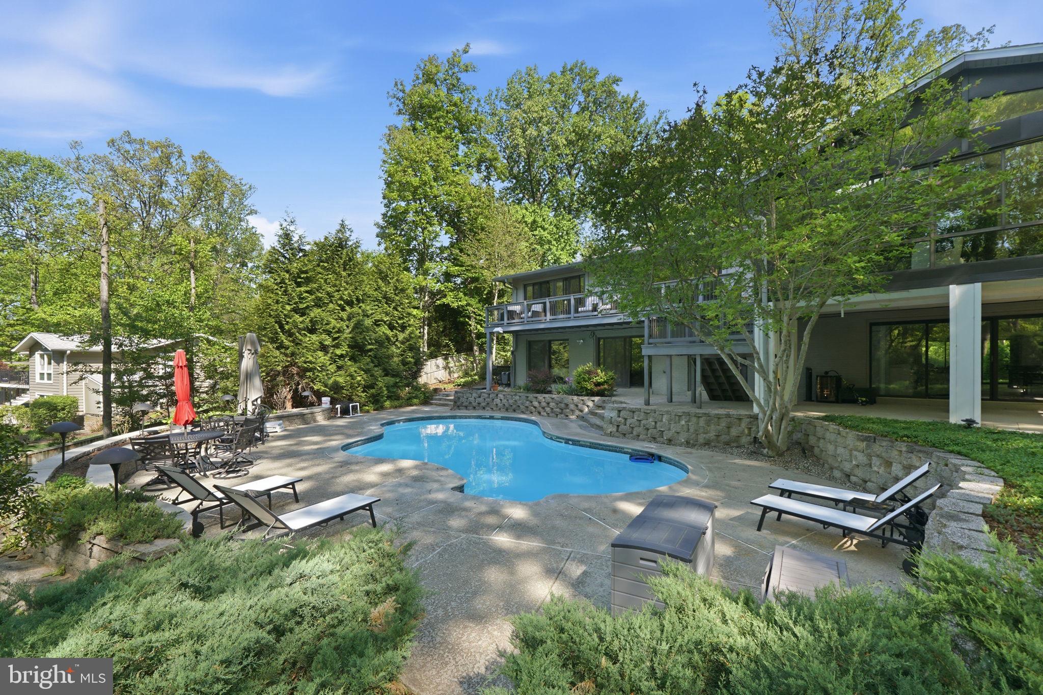 15130 SPRINGFIELD ROAD