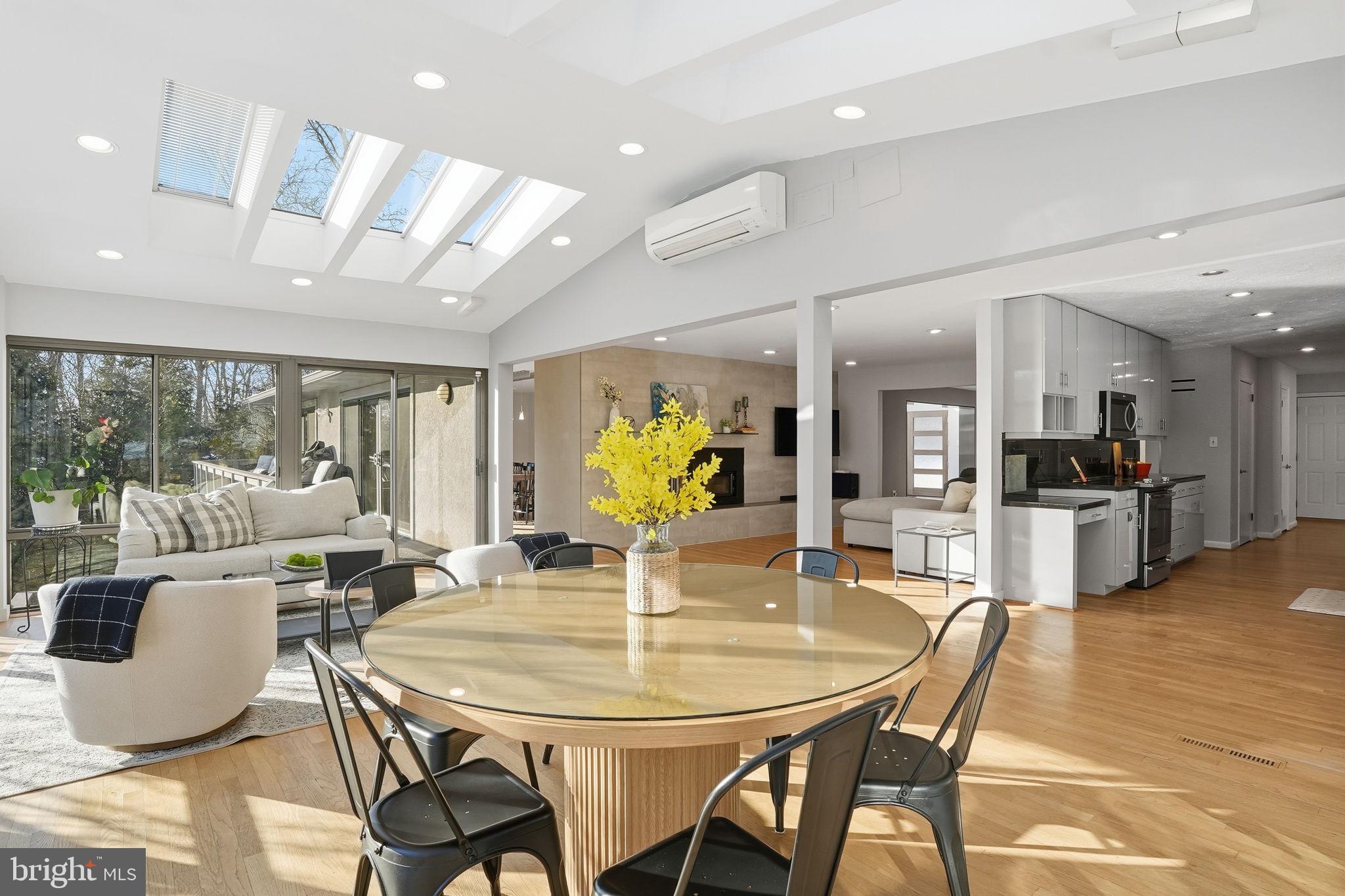 15130 SPRINGFIELD ROAD