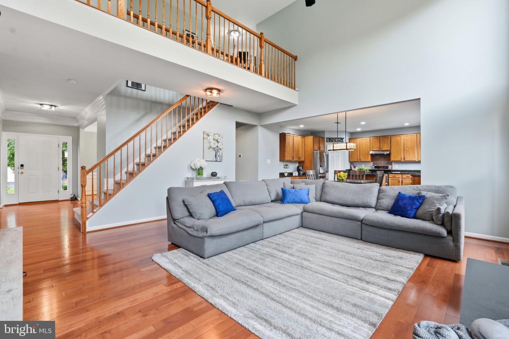 14404 KINGS CROSSING BOULEVARD