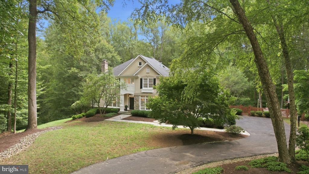 12041 GREAT ELM DRIVE