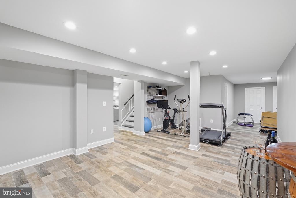 12041 GREAT ELM DRIVE