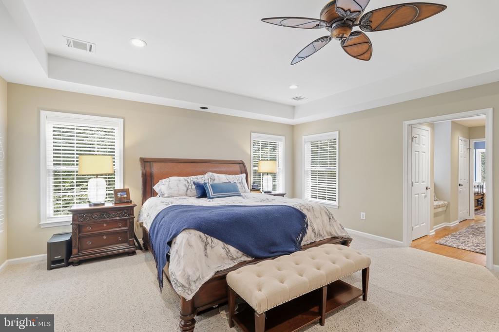 12041 GREAT ELM DRIVE