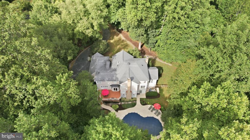 12041 GREAT ELM DRIVE