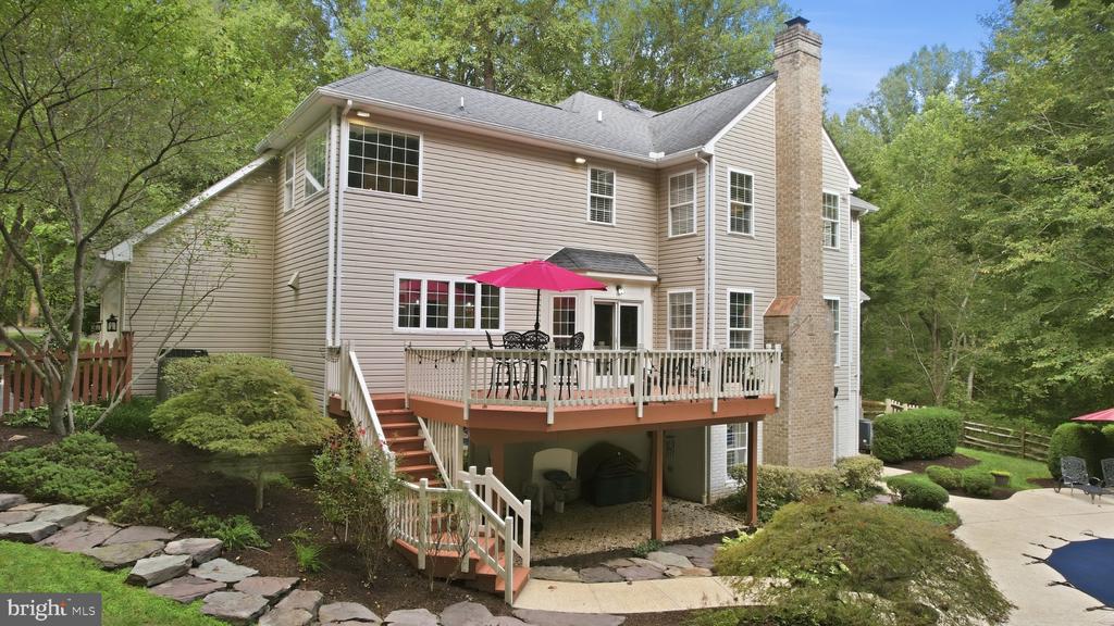 12041 GREAT ELM DRIVE